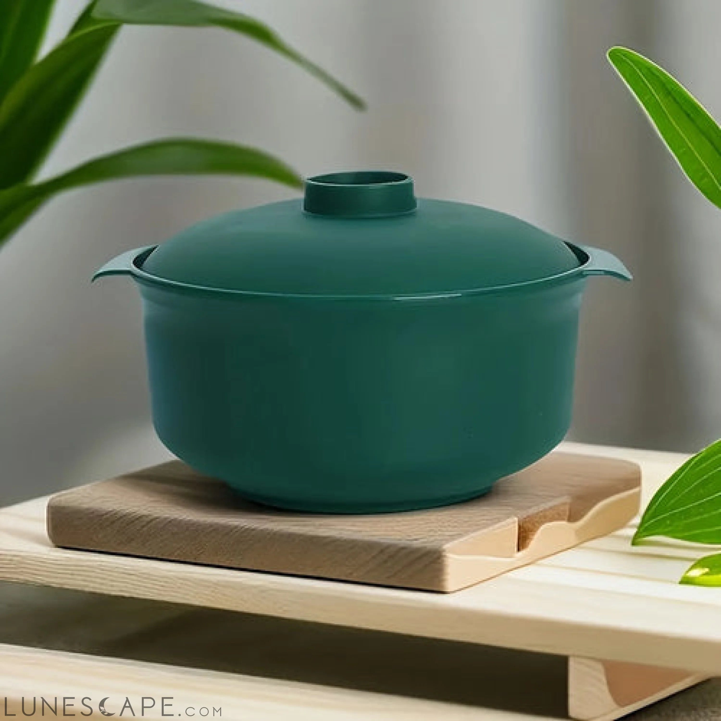 Durable NonSlip Microwave Safe Salad Bowl with Lid LUNESCAPE