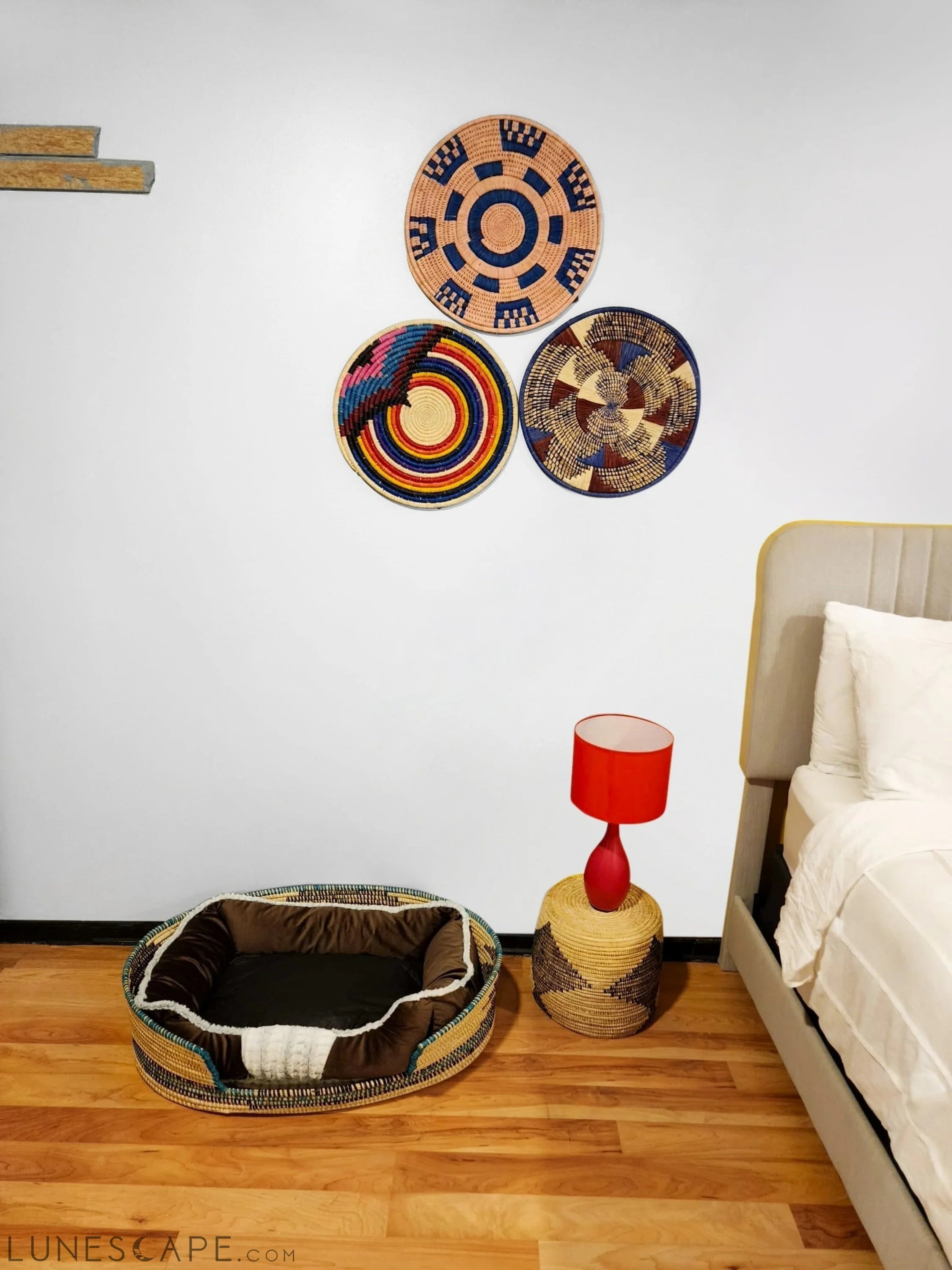 Eco-Friendly Fair Trade Pet/Dog Bed LUNESCAPE