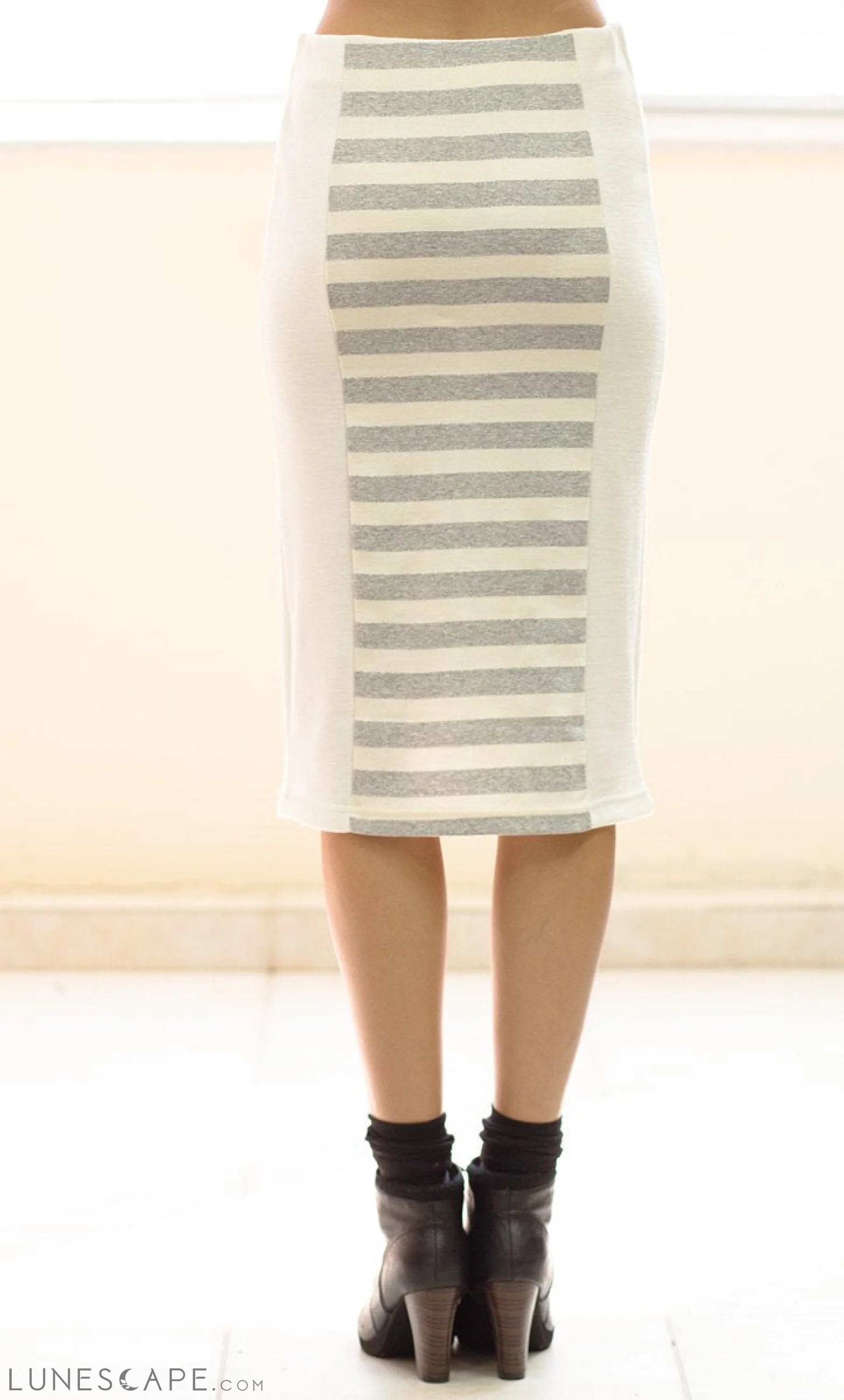 Ecru and Grey Striped Pencil Skirt LUNESCAPE