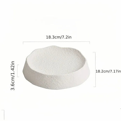 Elegant Ceramic Dinner Plate Unique Design for Fine Dining LUNESCAPE