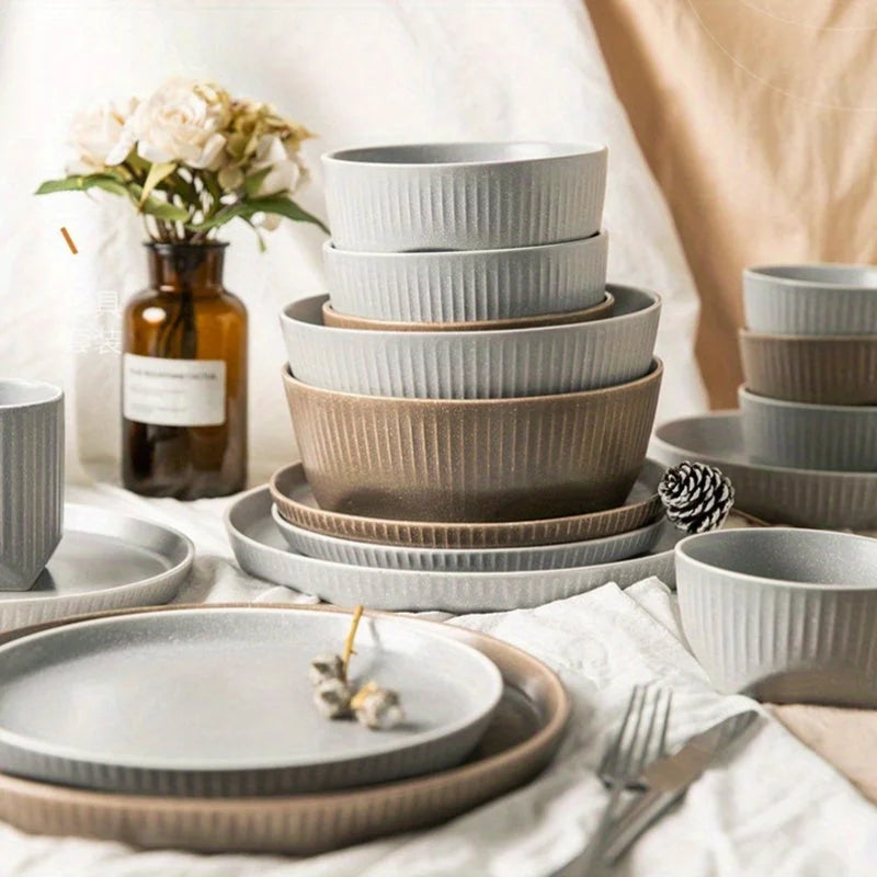 Elegant Mist Gray Porcelain Dinner Plate Dishwasher Microwave Safe LUNESCAPE