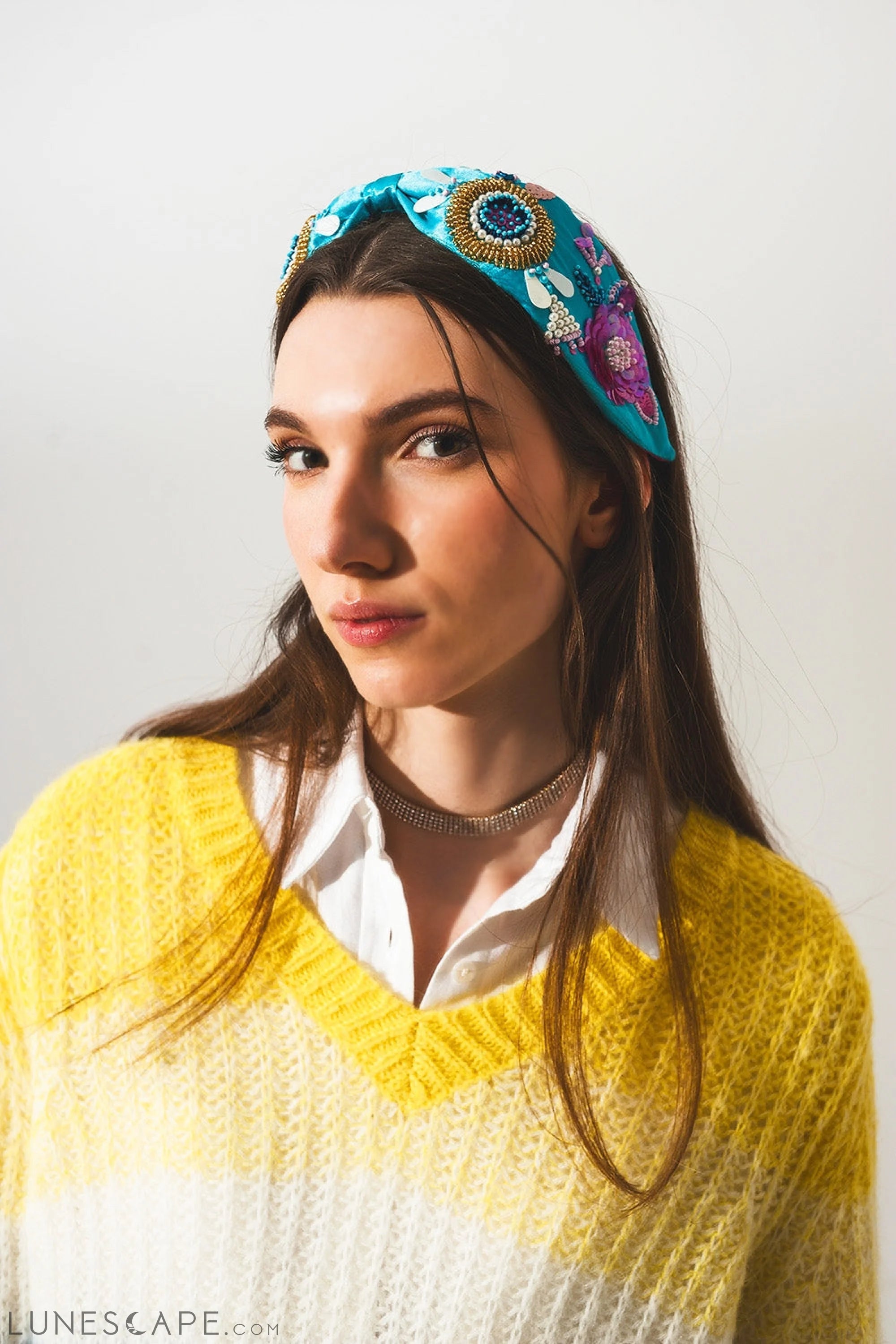 Embellished Chunky Headband in Blue LUNESCAPE