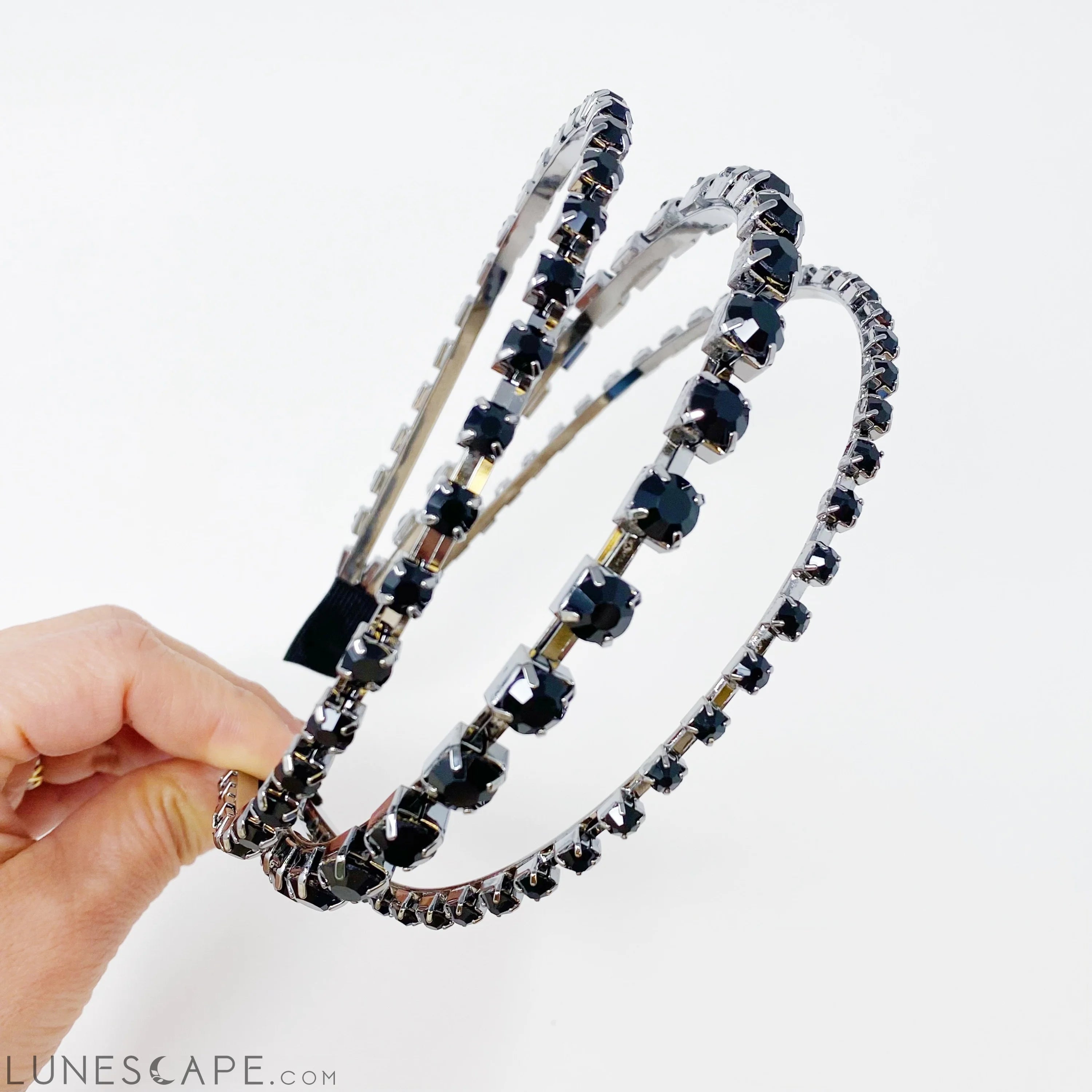 Ensemble of Shine Headband LUNESCAPE
