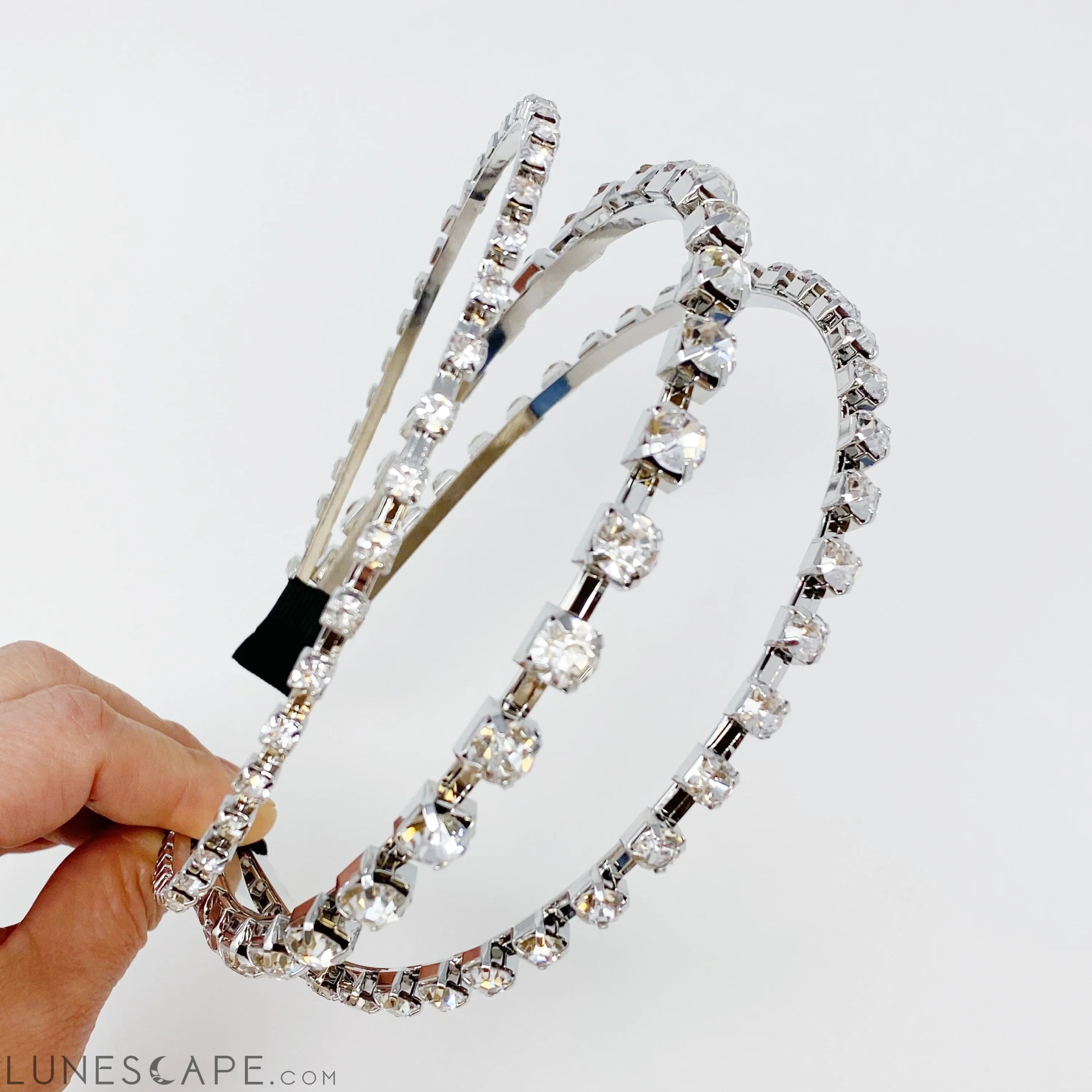 Ensemble of Shine Headband LUNESCAPE