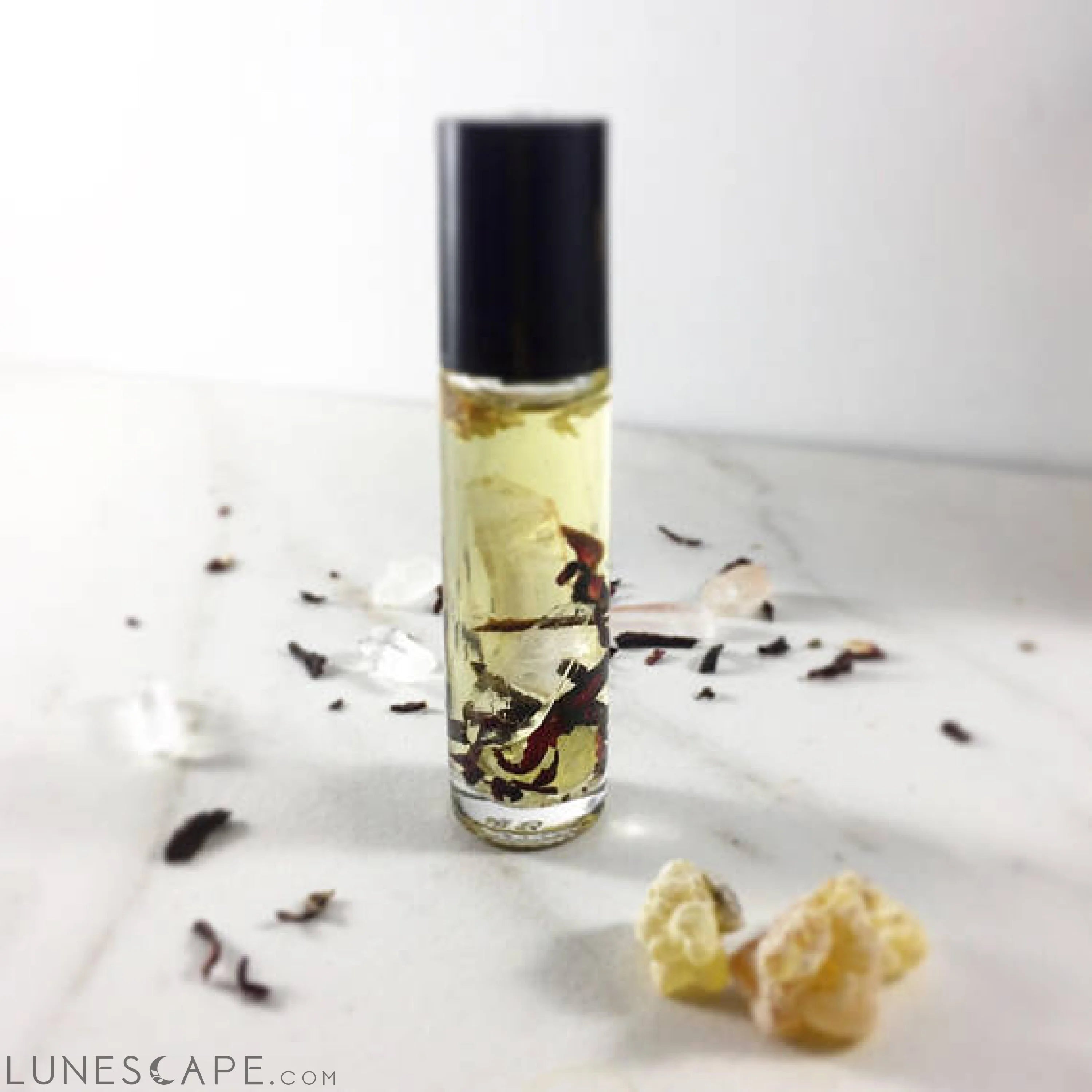 Essential Oil Blend with Crystals Frankincense LUNESCAPE