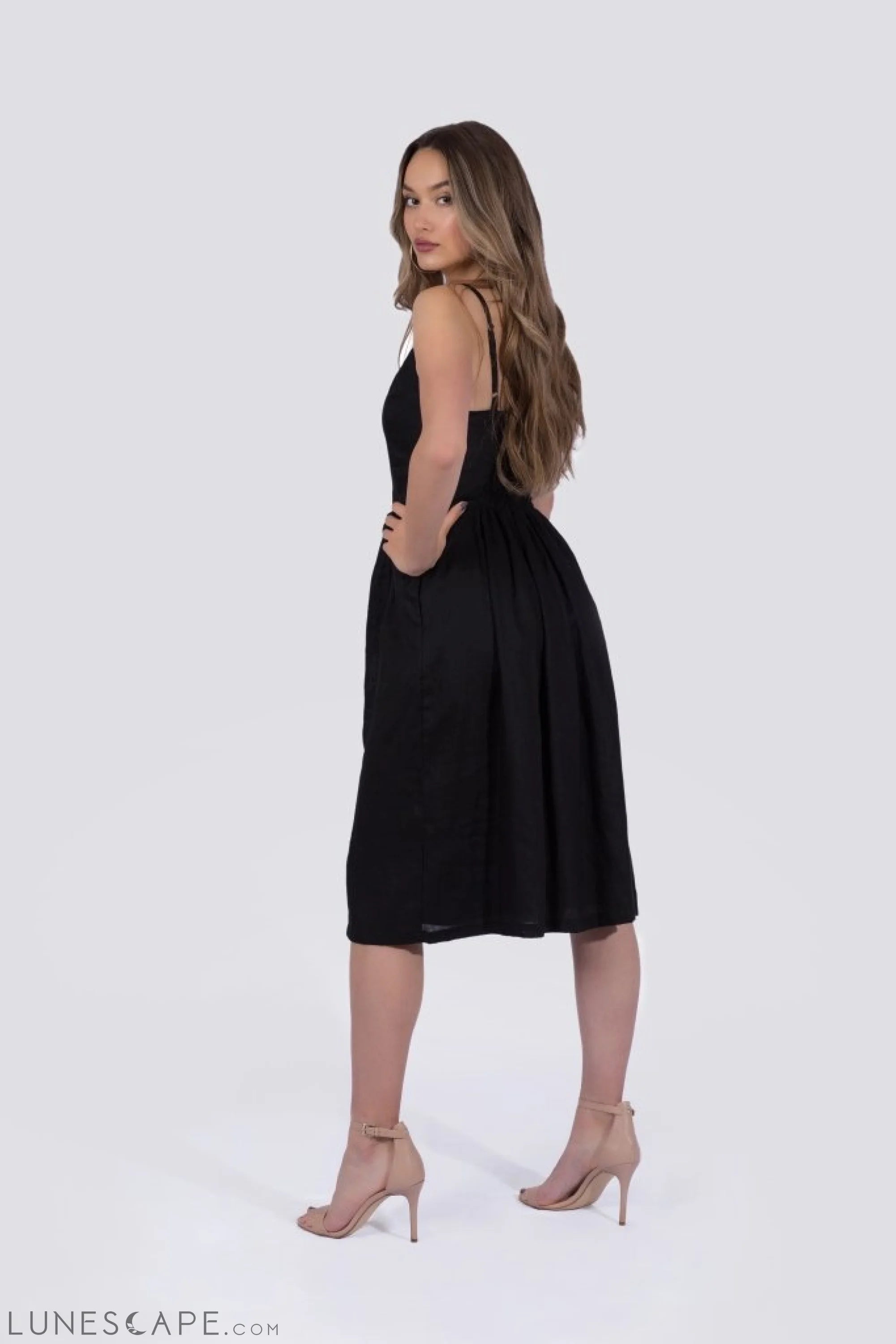 Everly Dress - Black LUNESCAPE