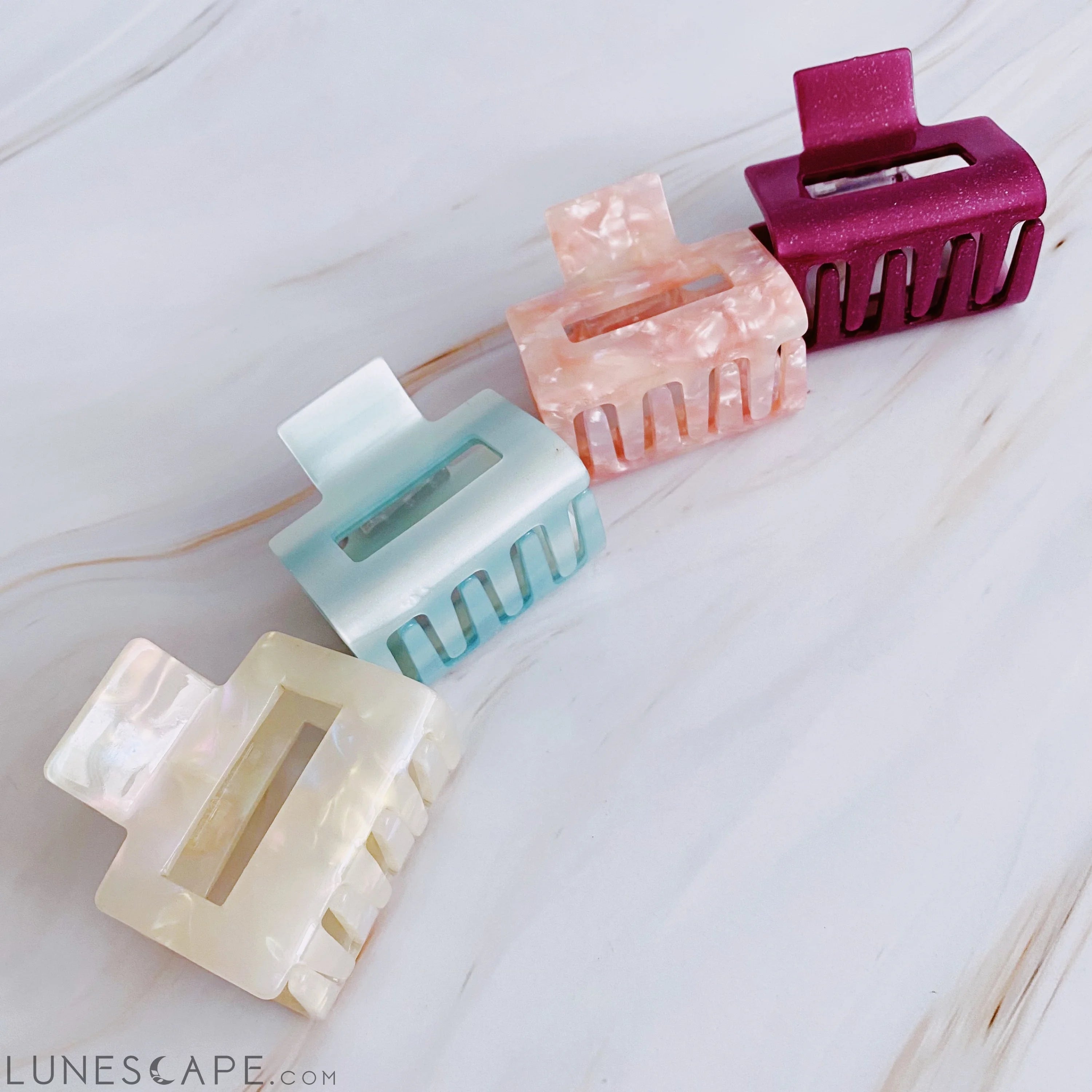 Everyday Perfect Hair Claw LUNESCAPE