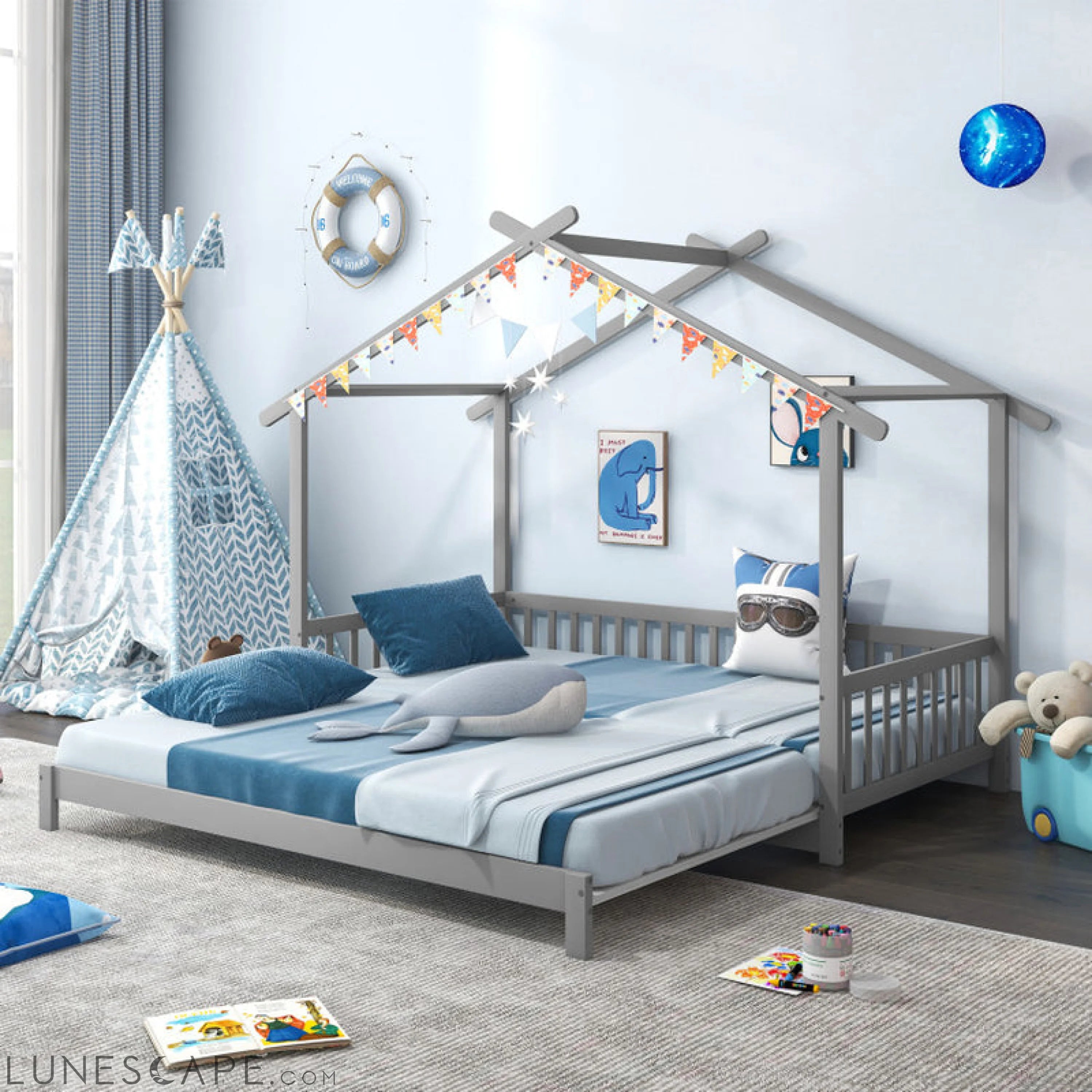 Extendable House Bed Twin to King Daybed with Roof and Fence Rails LUNESCAPE