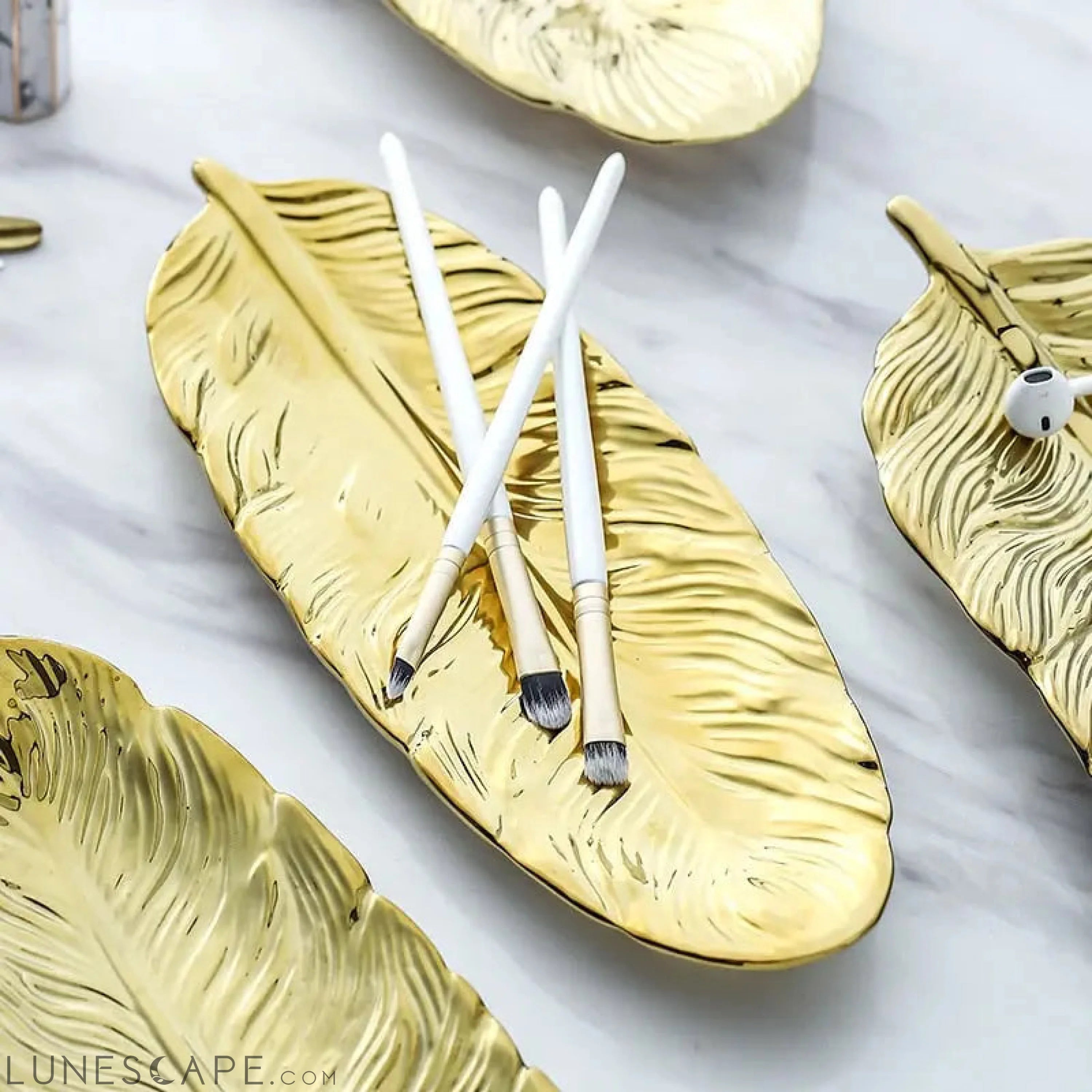 Feather Decorative Serving Plate LUNESCAPE