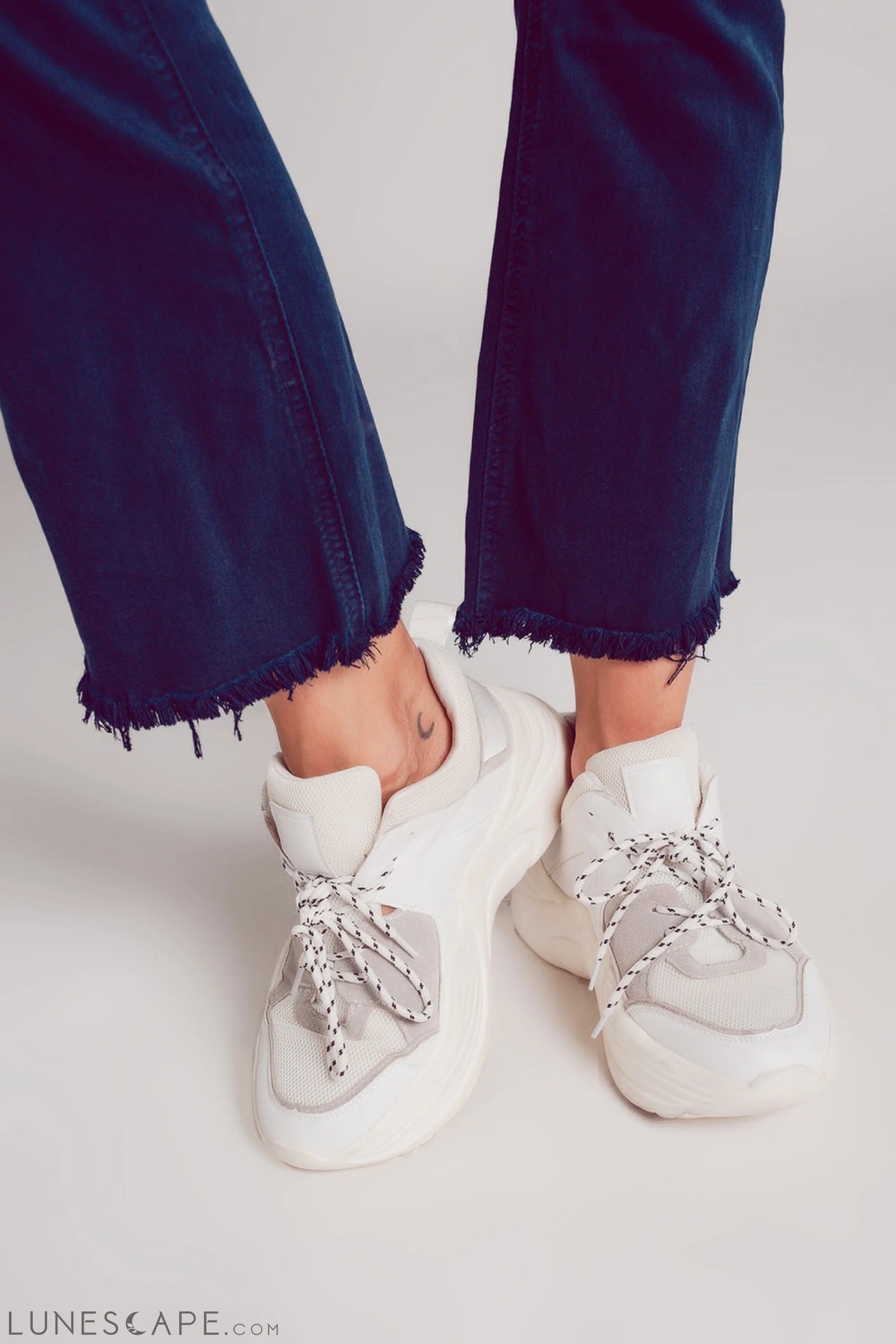 Flare Jeans With Raw Hem Edge in Blue Ink LUNESCAPE