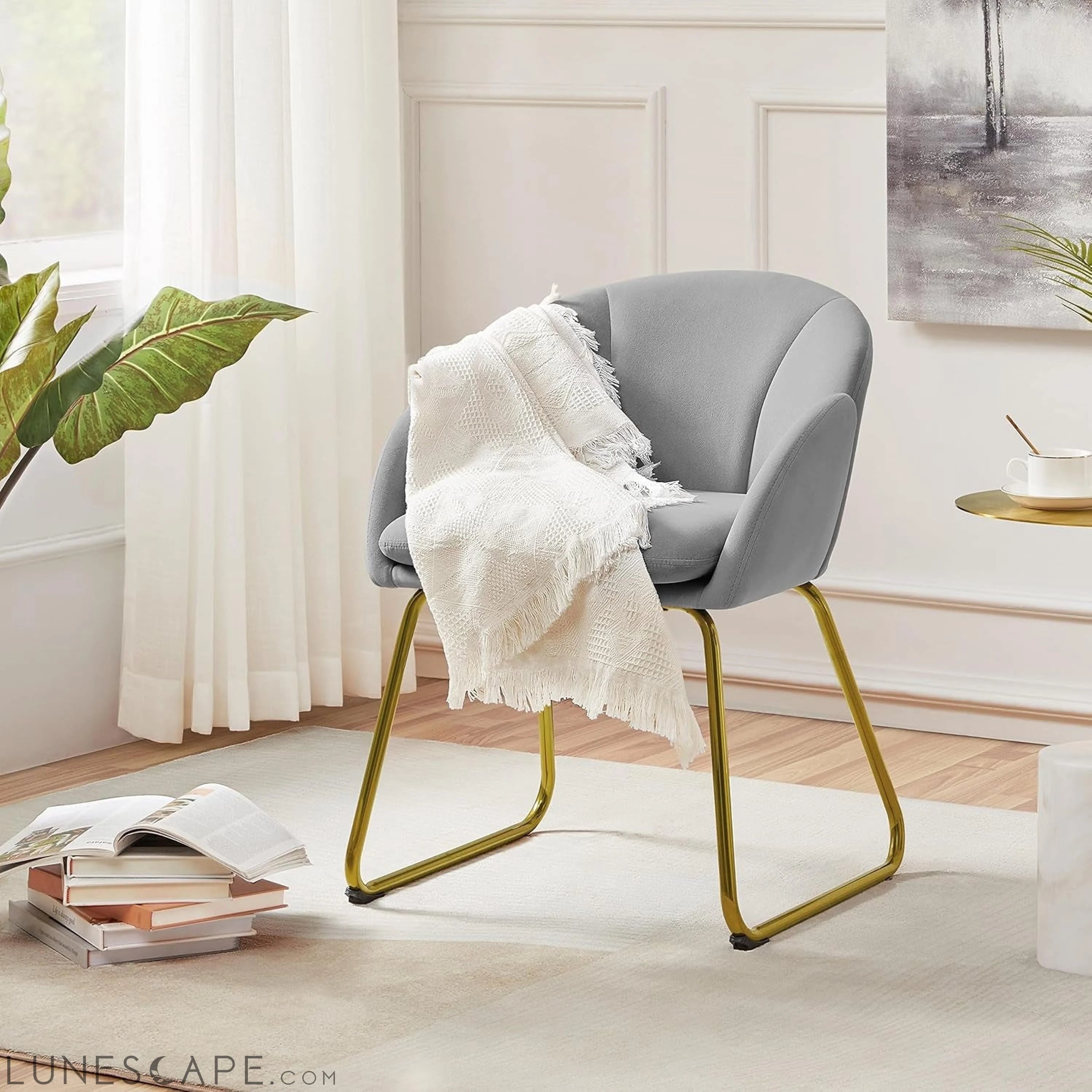 Flower Shape Velvet Vanity Chair, Modern Side Chair Armchair with LUNESCAPE