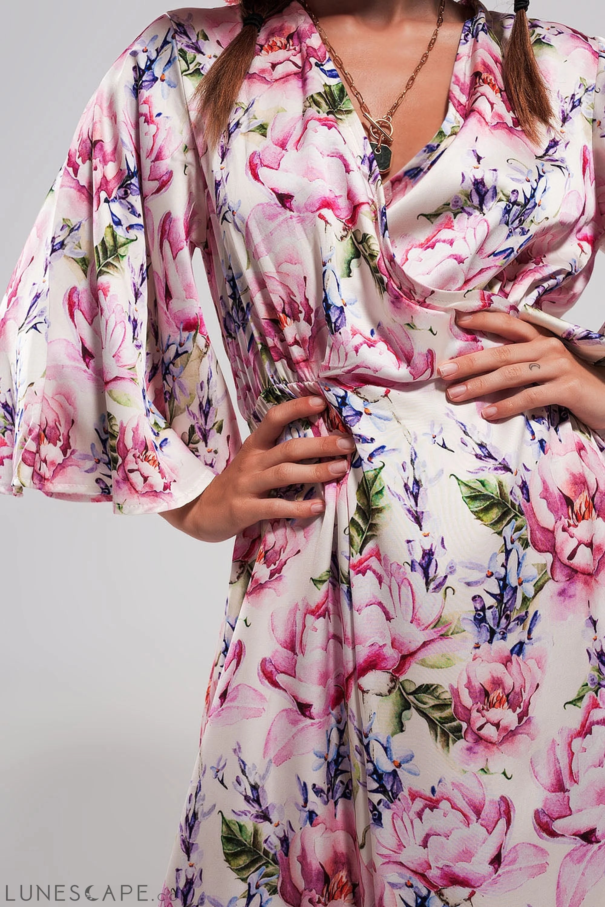 Flutter Sleeve Maxi Dress in Pink Floral Print LUNESCAPE