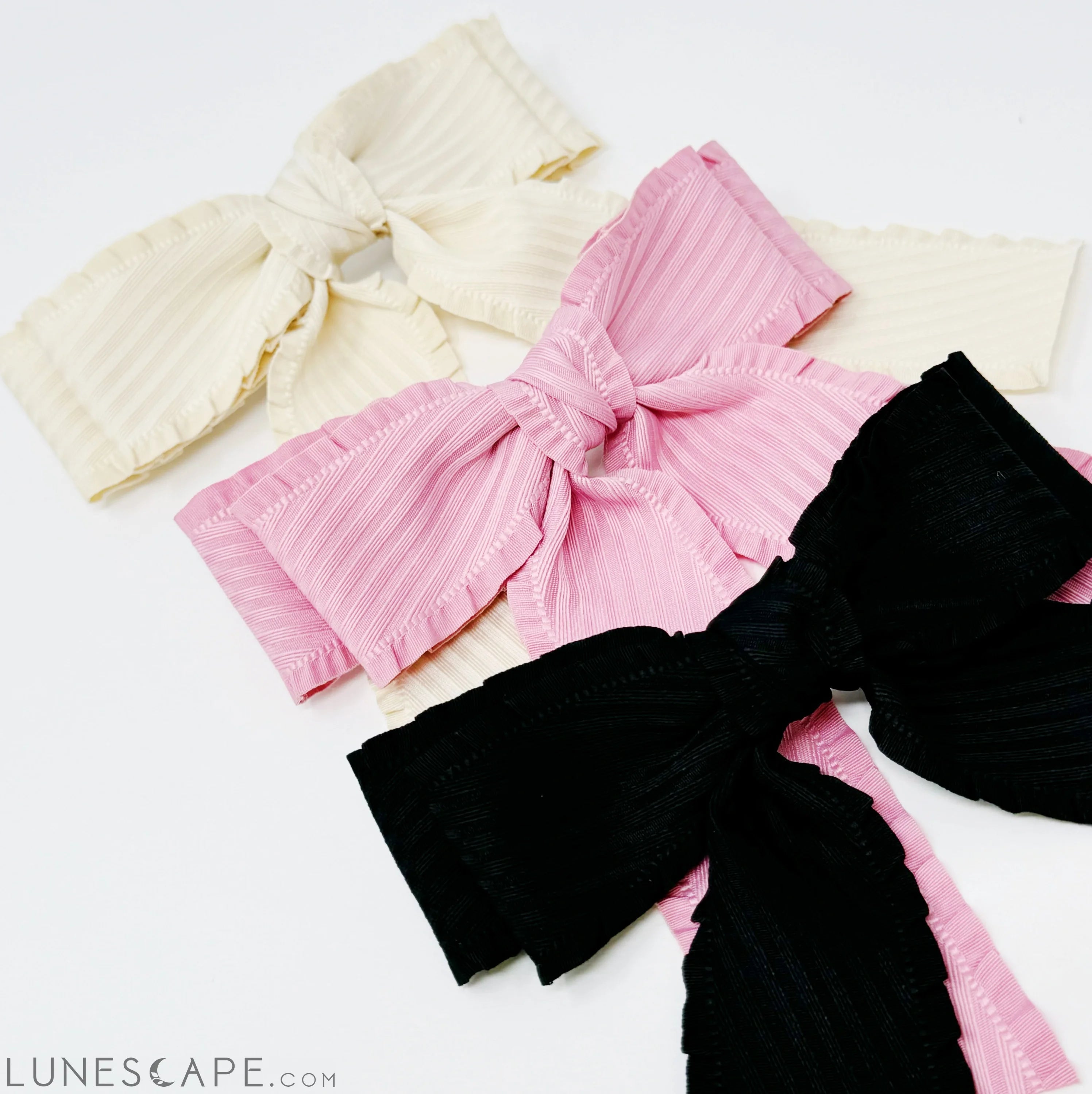 Frilled and Textured Doubled Bow Hair Clip LUNESCAPE