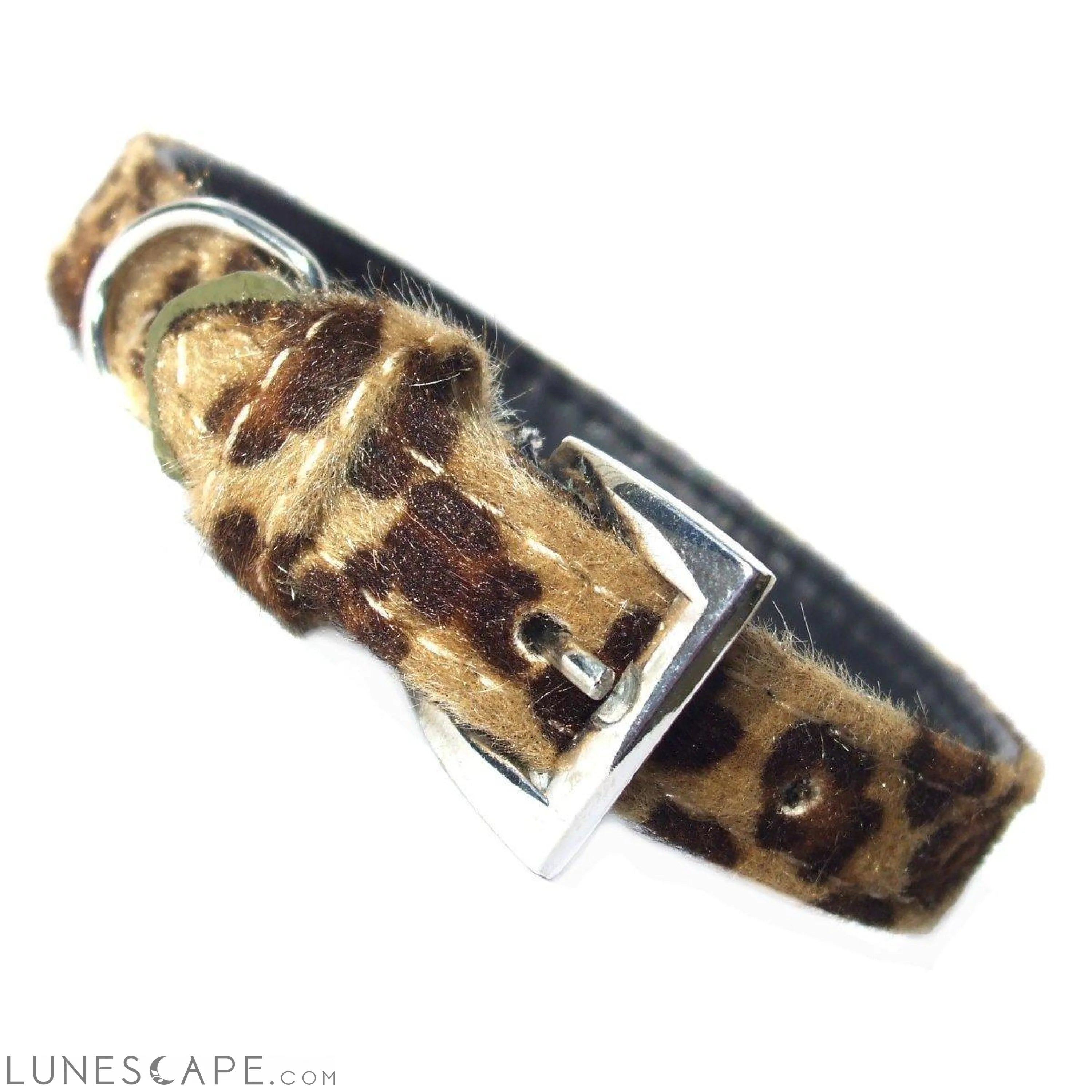 Furry Leopard Print Dog Collar LUNESCAPE