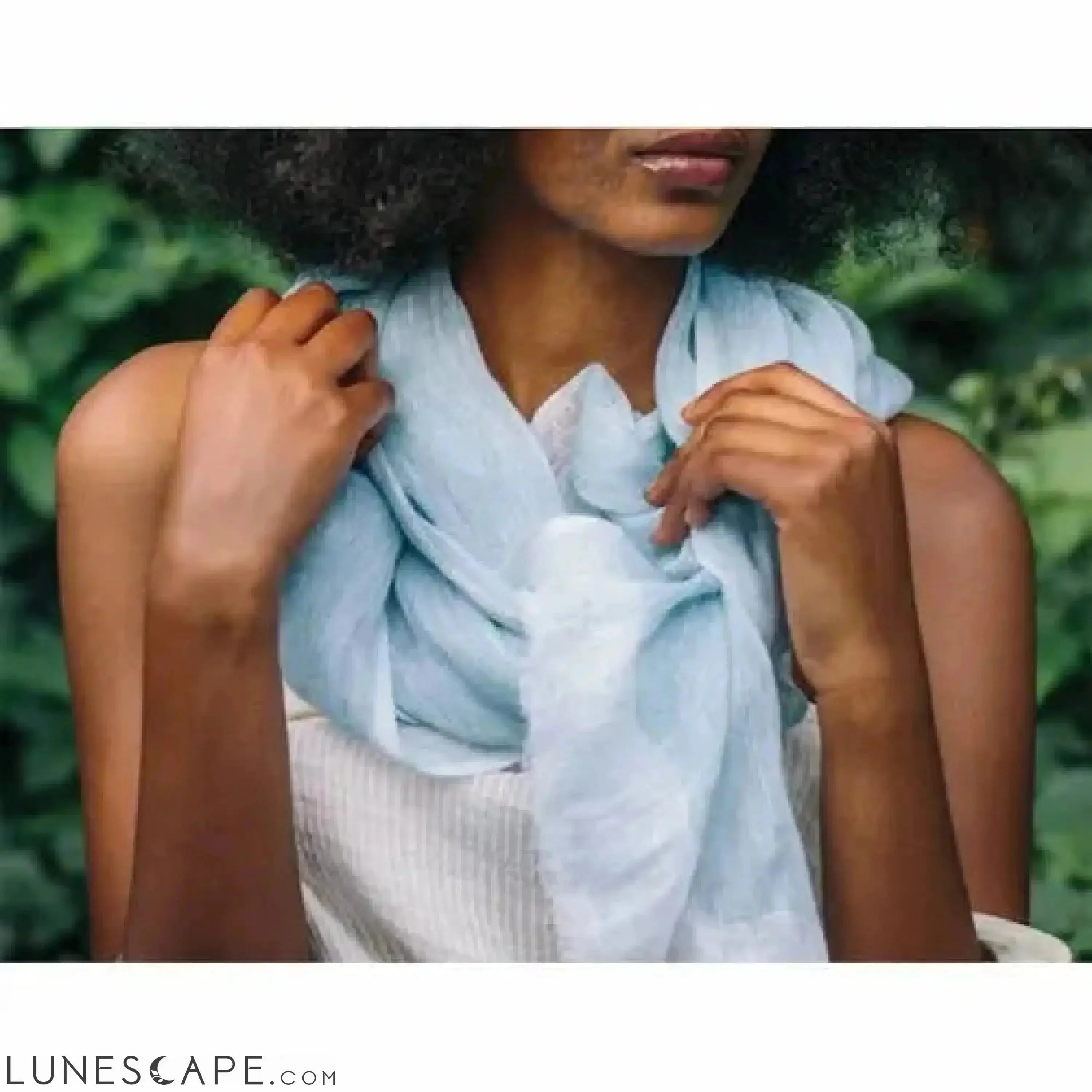 Gauze Linen Two Tone Scarf LUNESCAPE