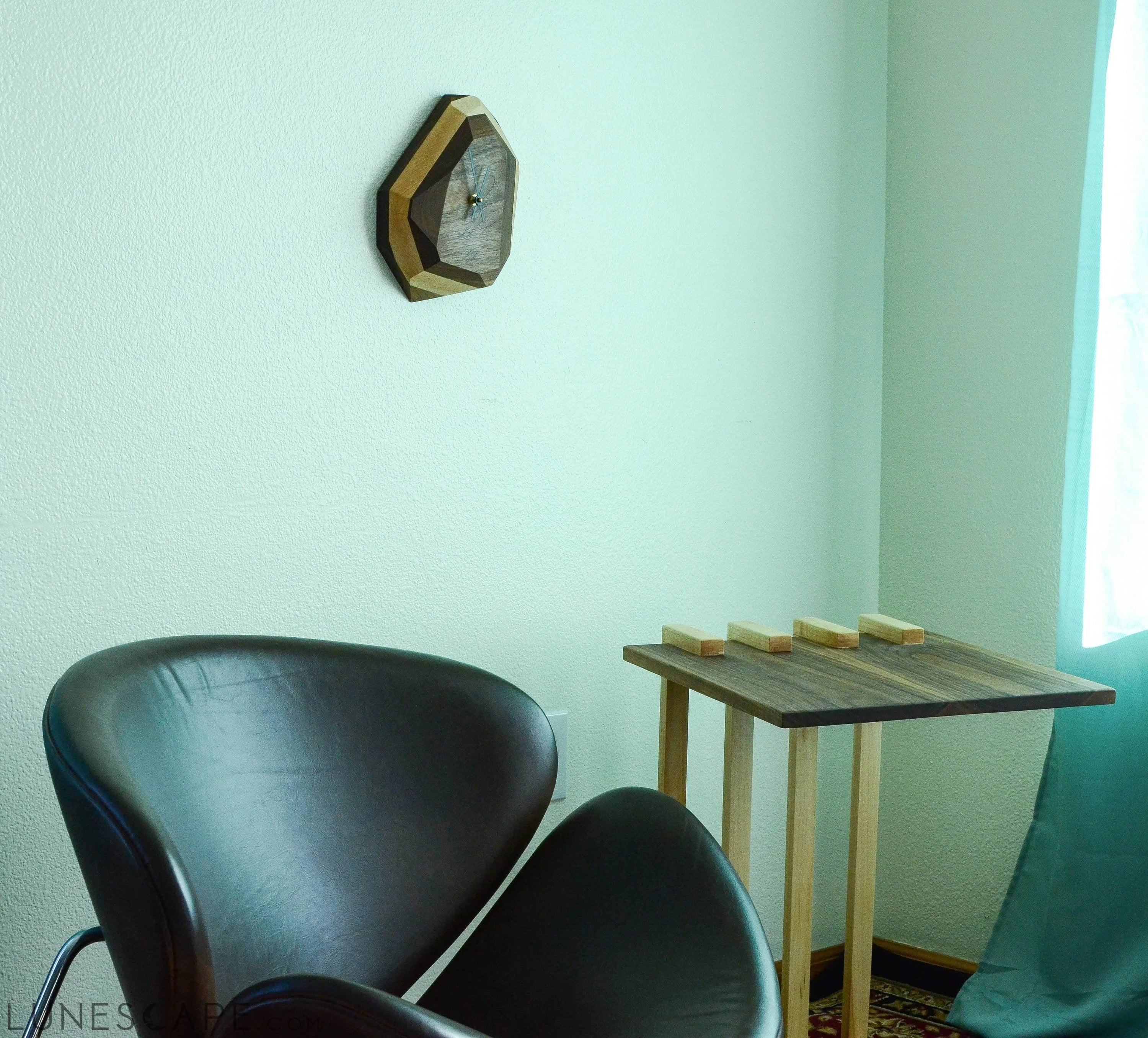 Geometric Wall & Table Clock LUNESCAPE