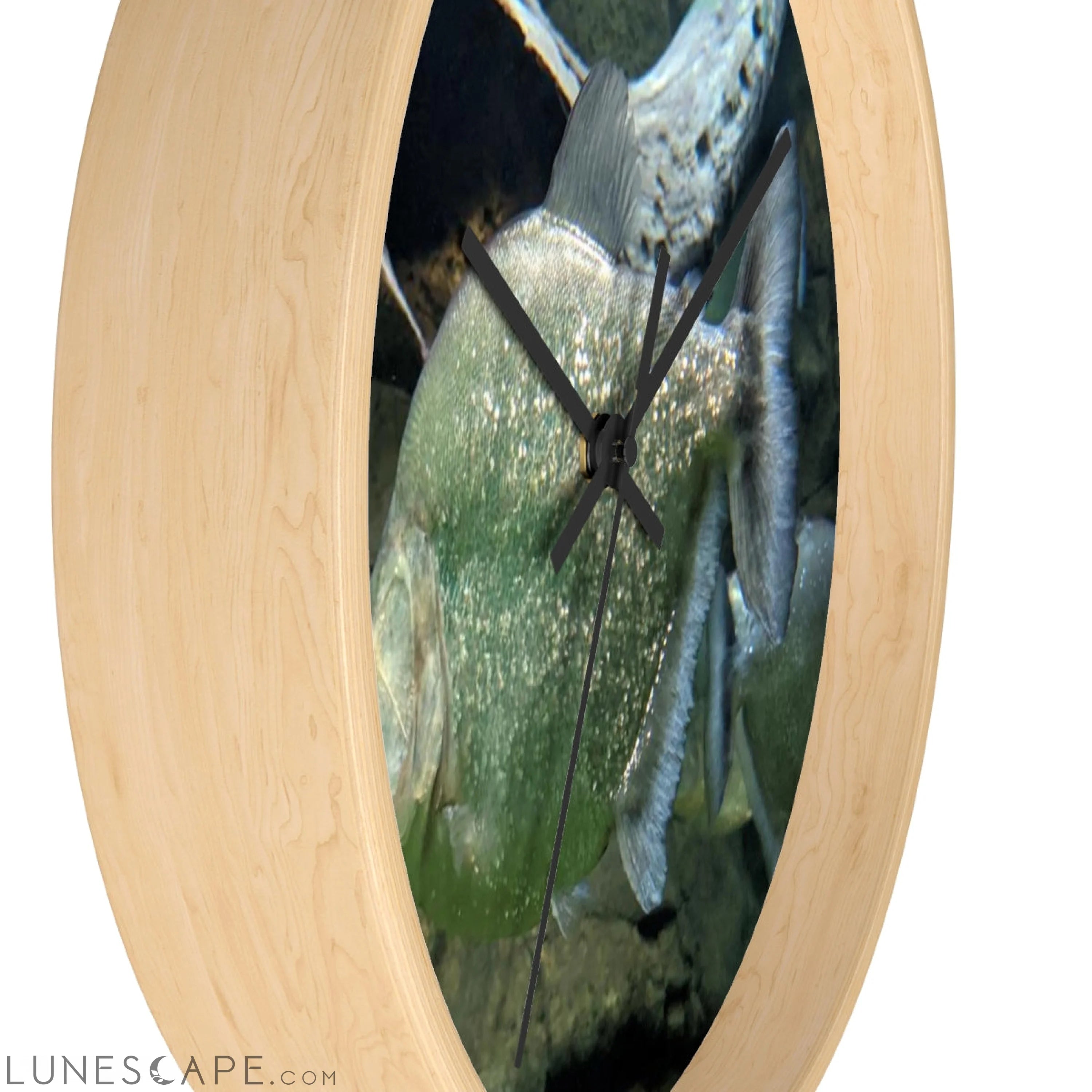 Glitter Green Fish Wall clock LUNESCAPE