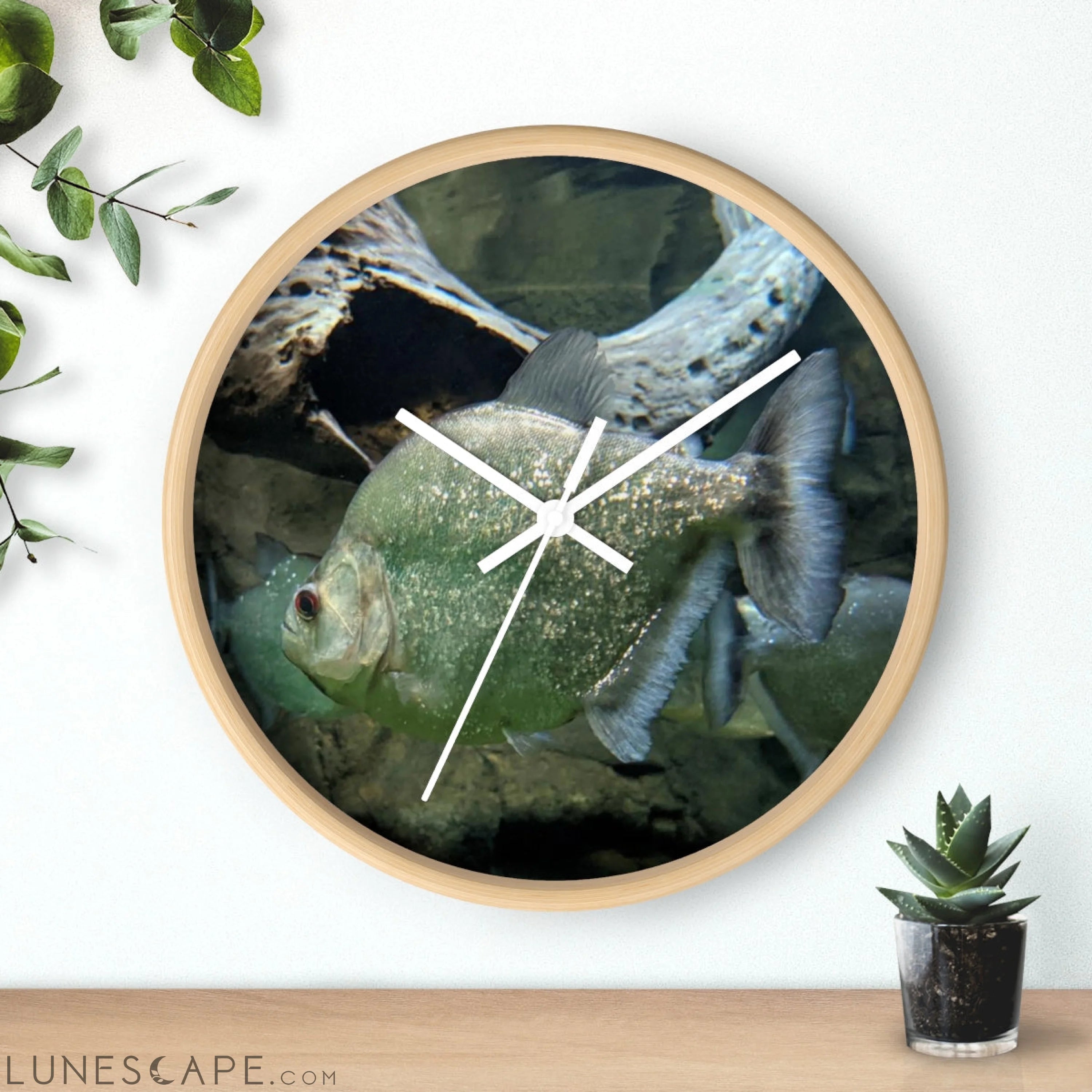 Glitter Green Fish Wall clock LUNESCAPE