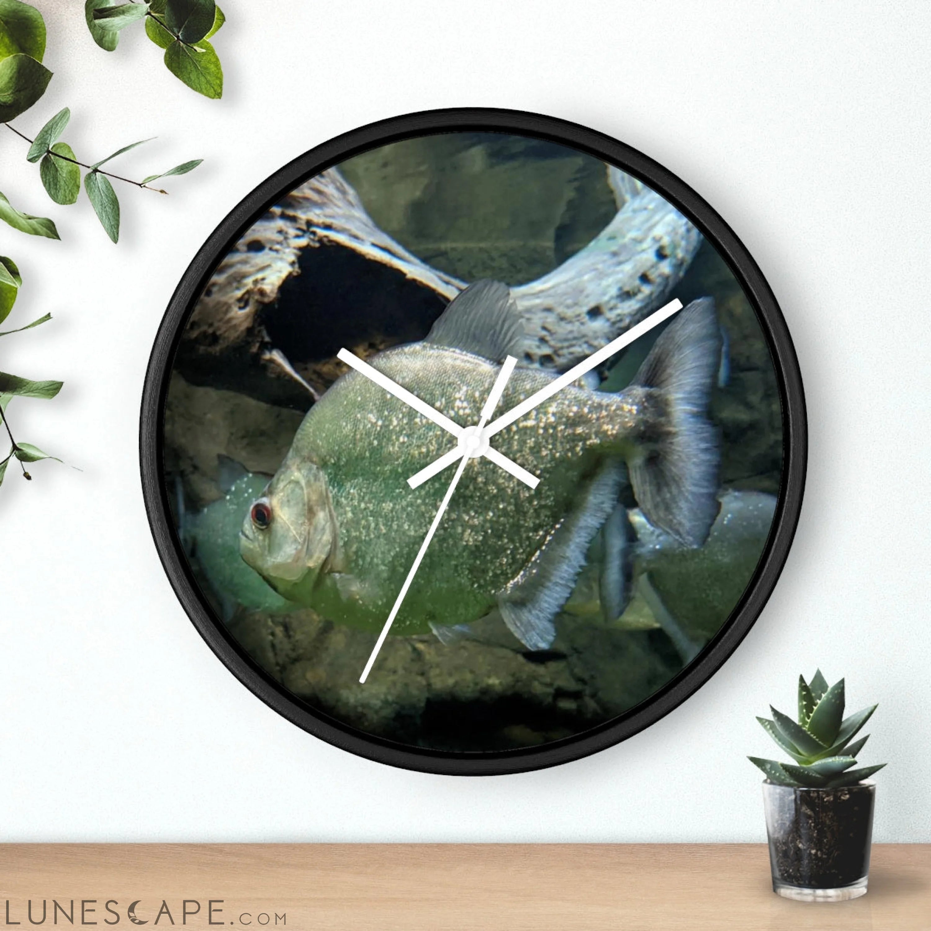 Glitter Green Fish Wall clock LUNESCAPE