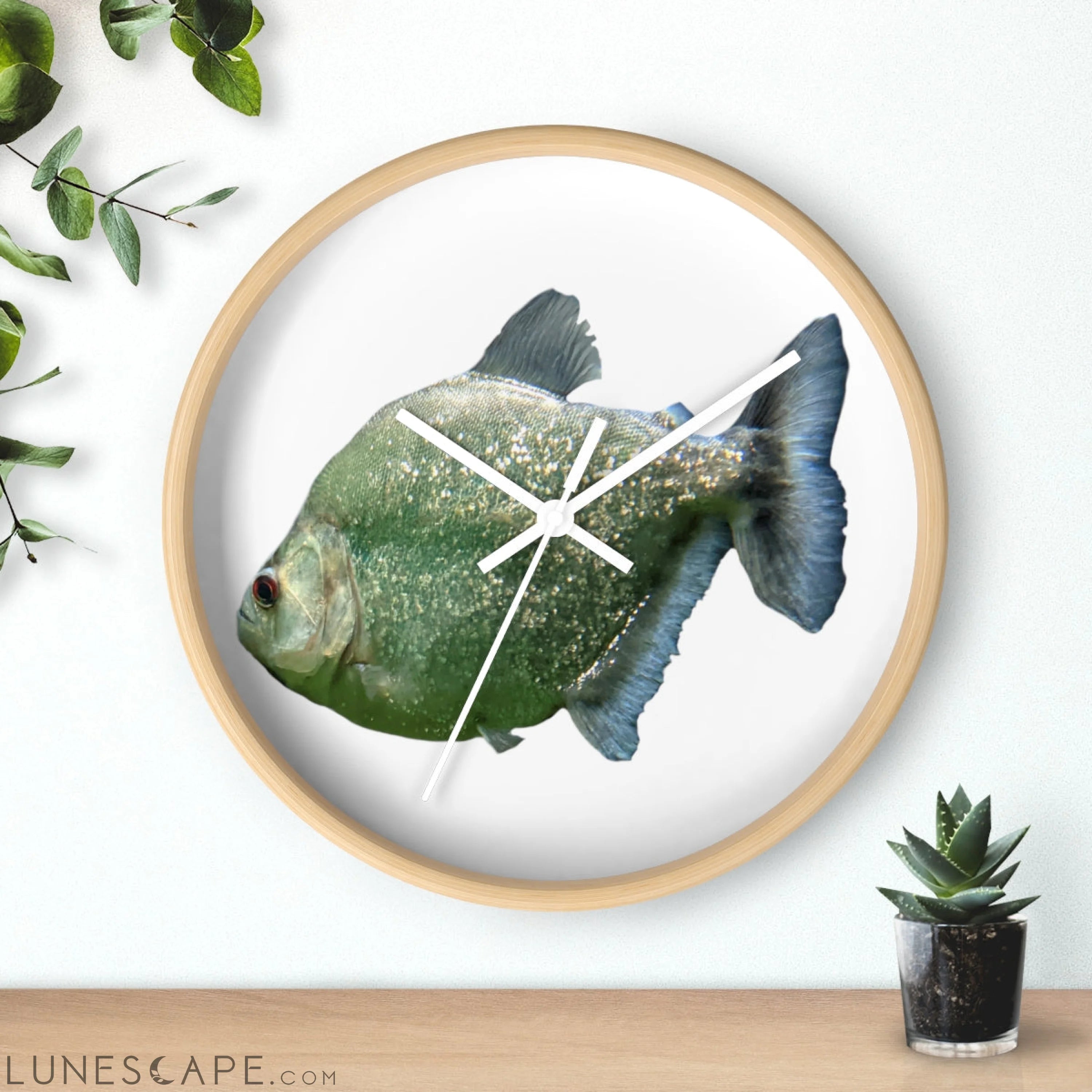 Glitter Green Fish Wall clock LUNESCAPE