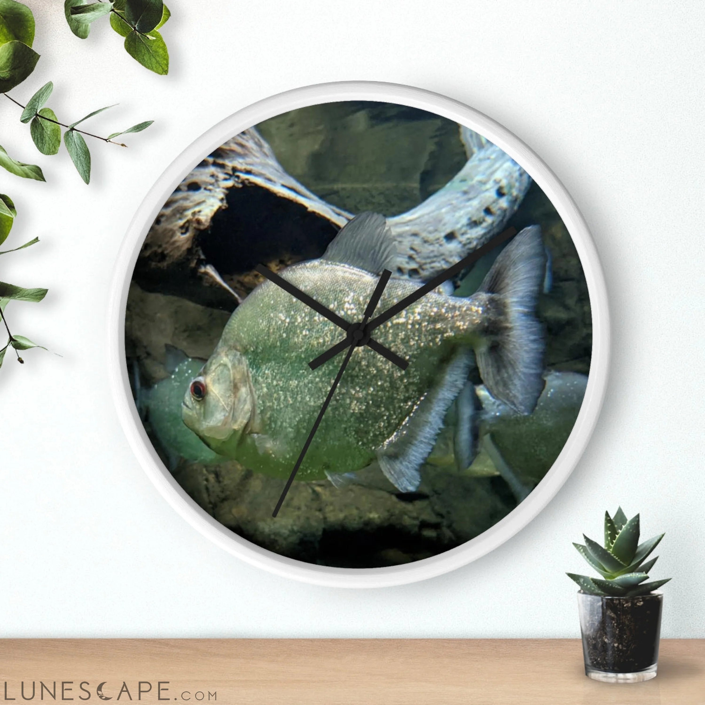 Glitter Green Fish Wall clock LUNESCAPE