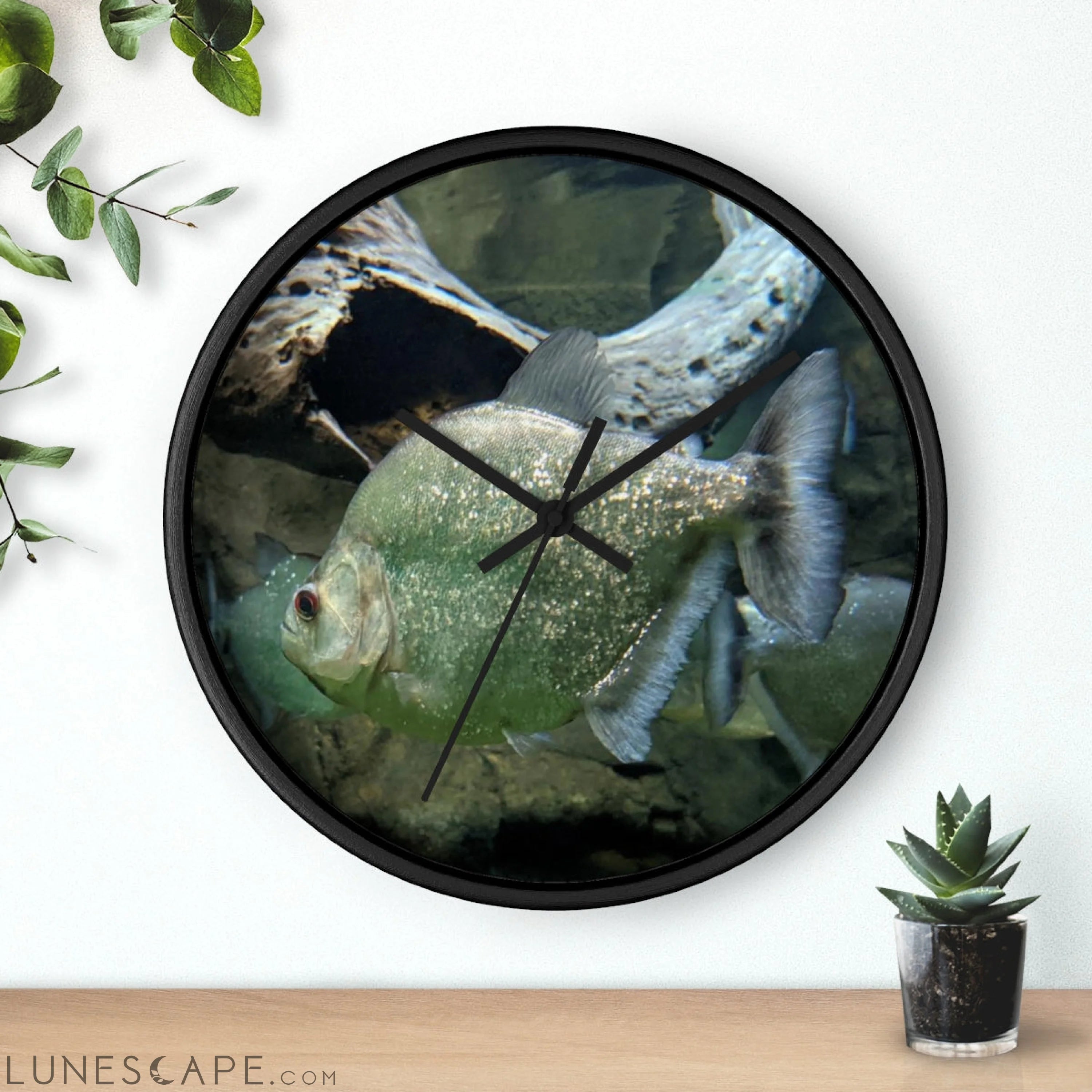 Glitter Green Fish Wall clock LUNESCAPE