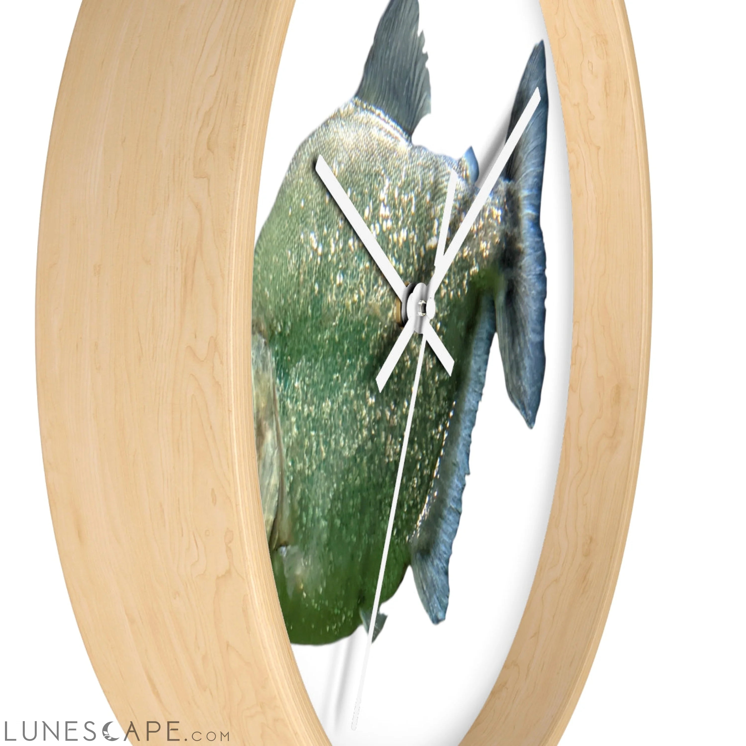 Glitter Green Fish Wall clock LUNESCAPE