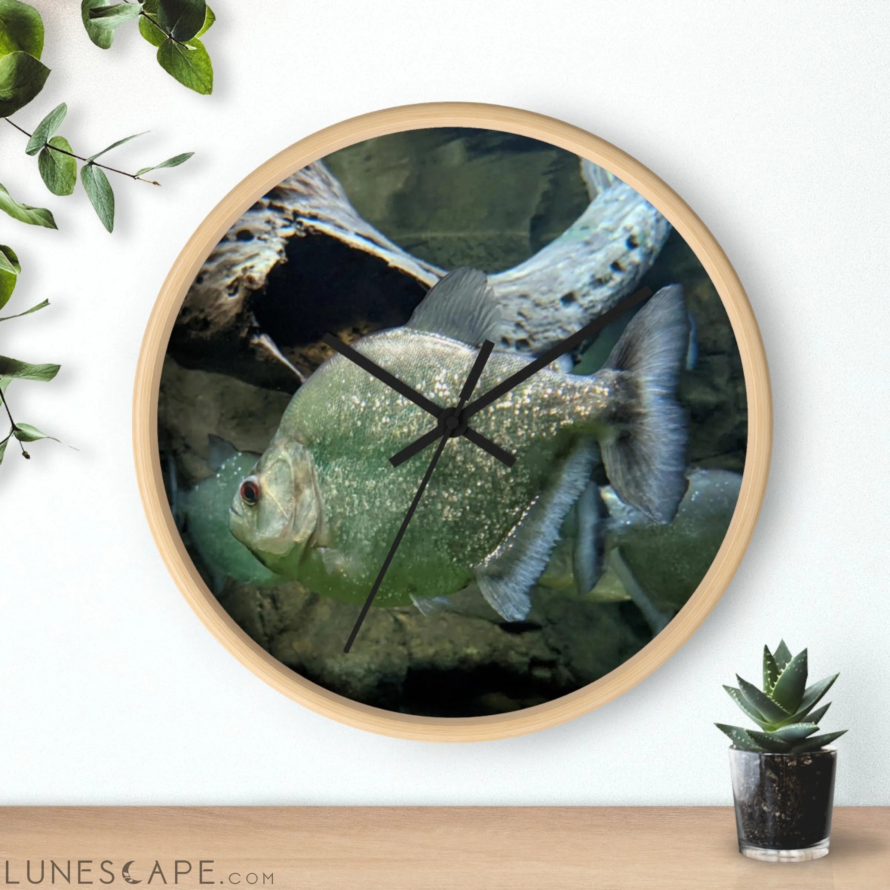 Glitter Green Fish Wall clock LUNESCAPE