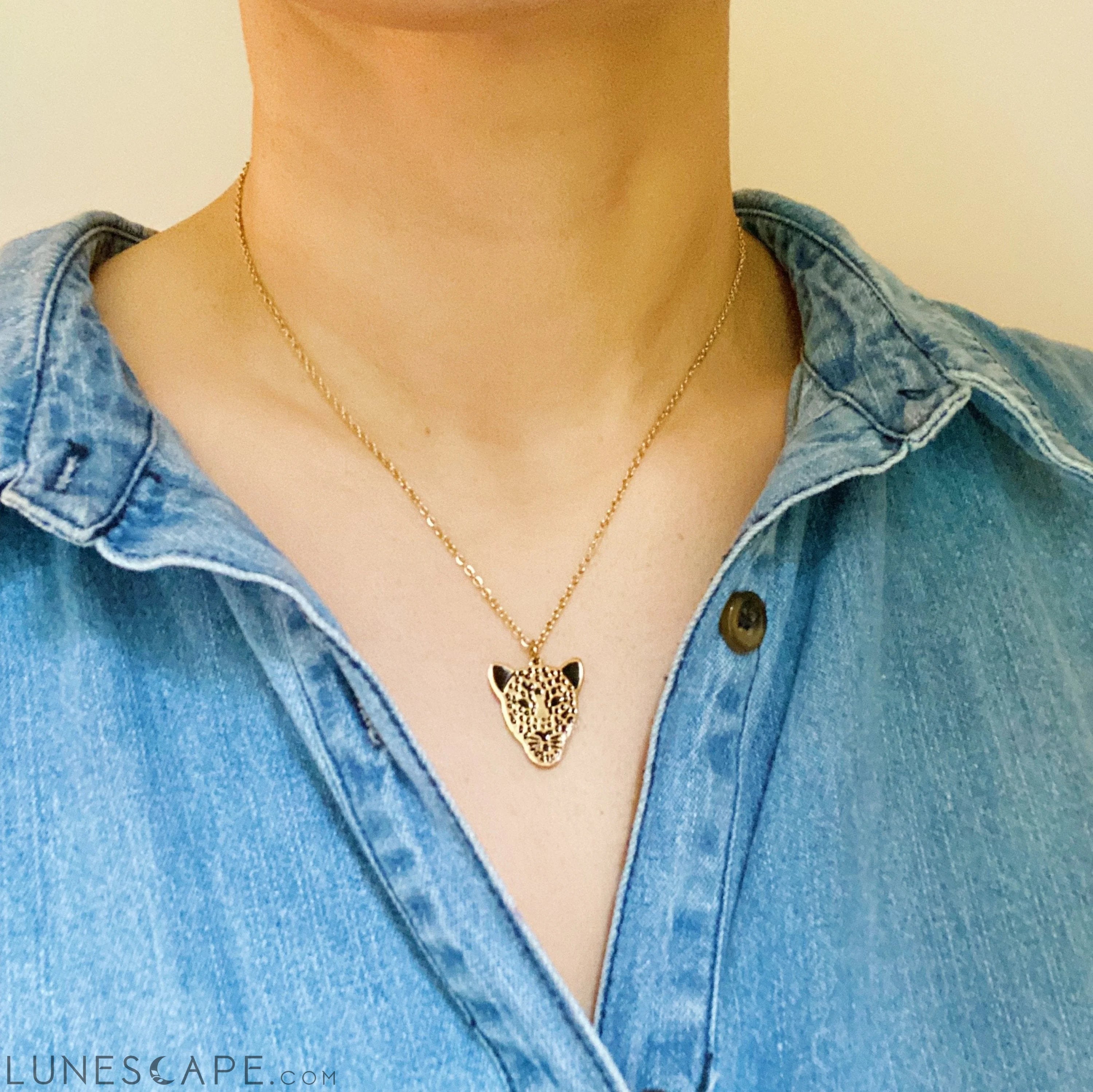 Golden Leopard Pendant Necklace LUNESCAPE