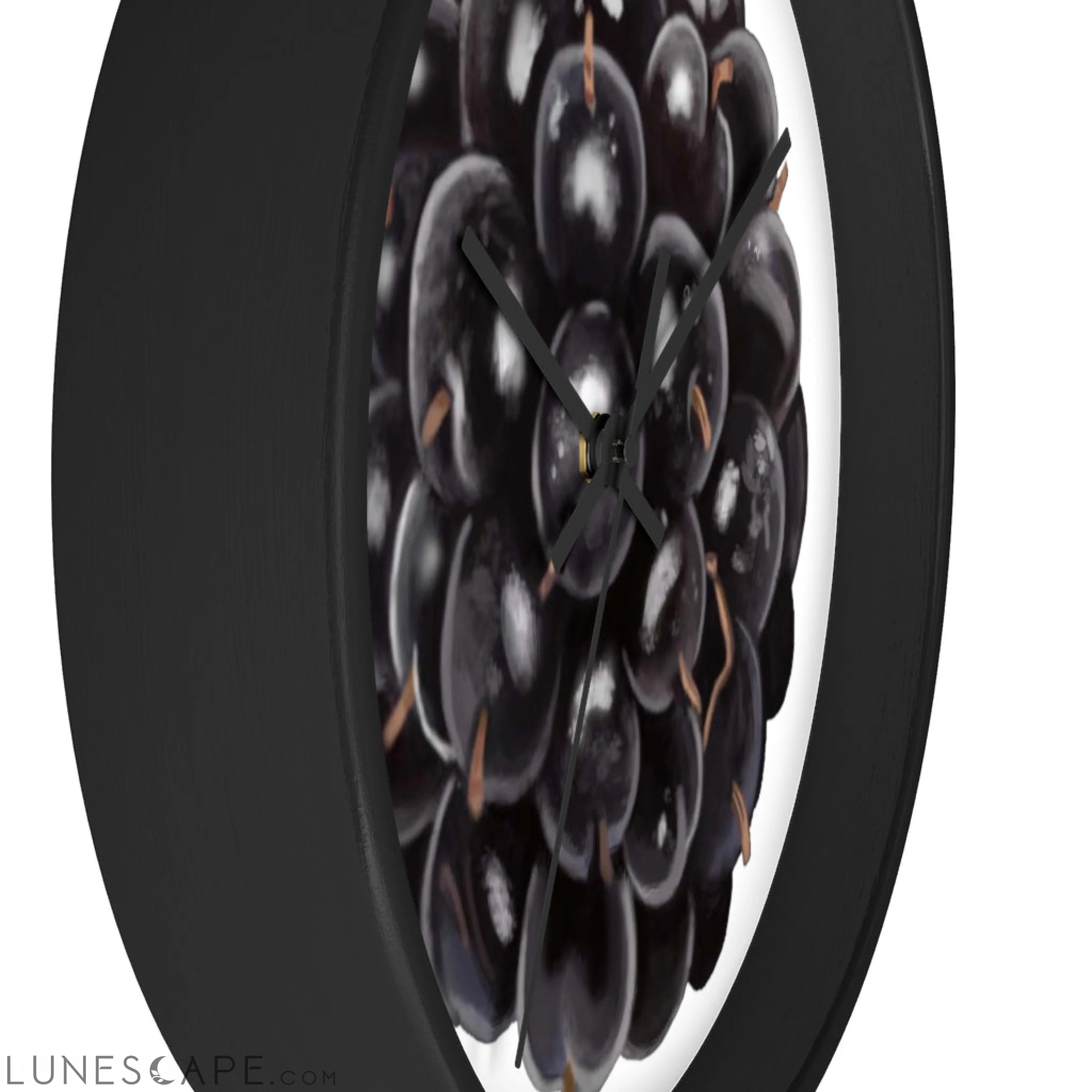 Grape Wall clock LUNESCAPE