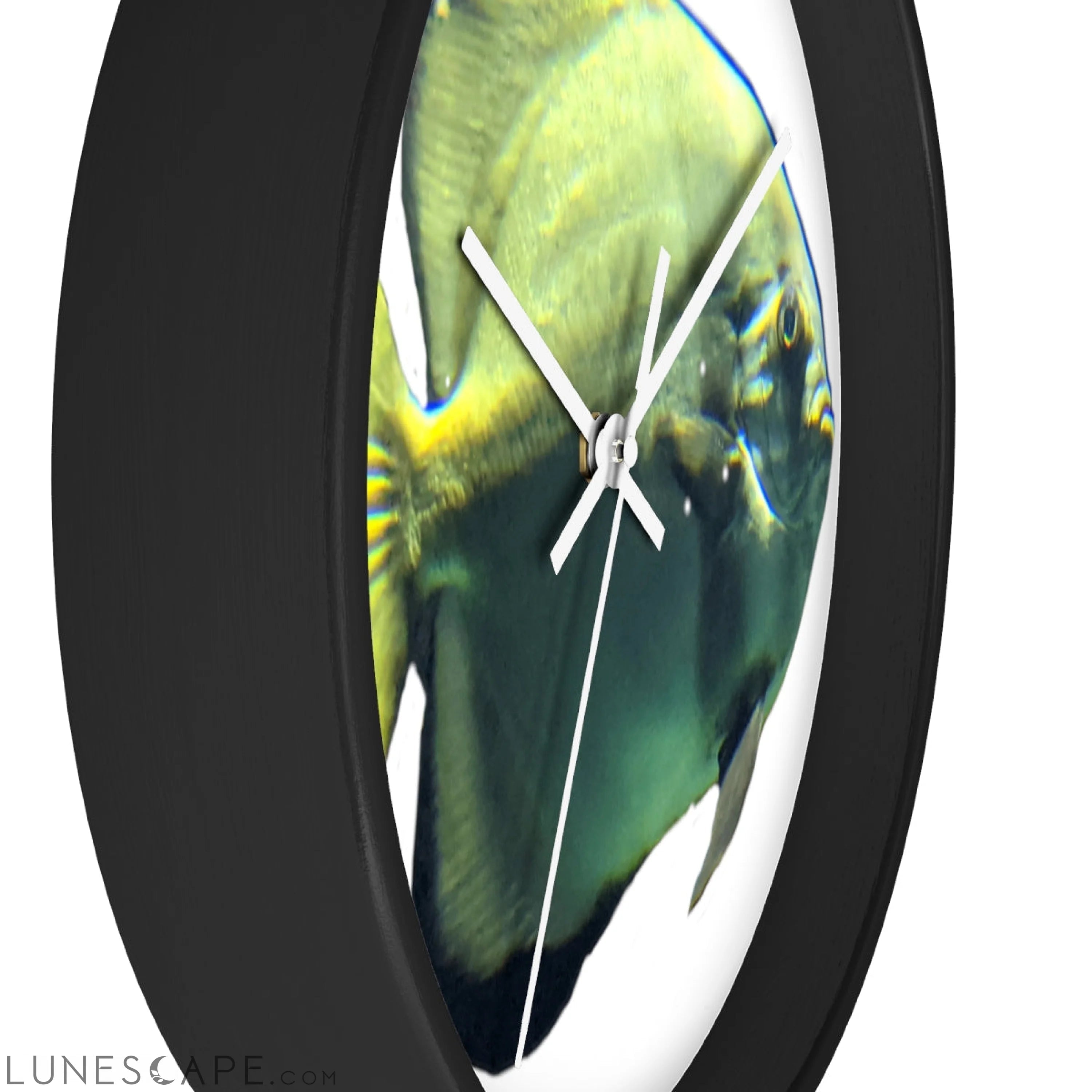 Green Fish Wall clock LUNESCAPE