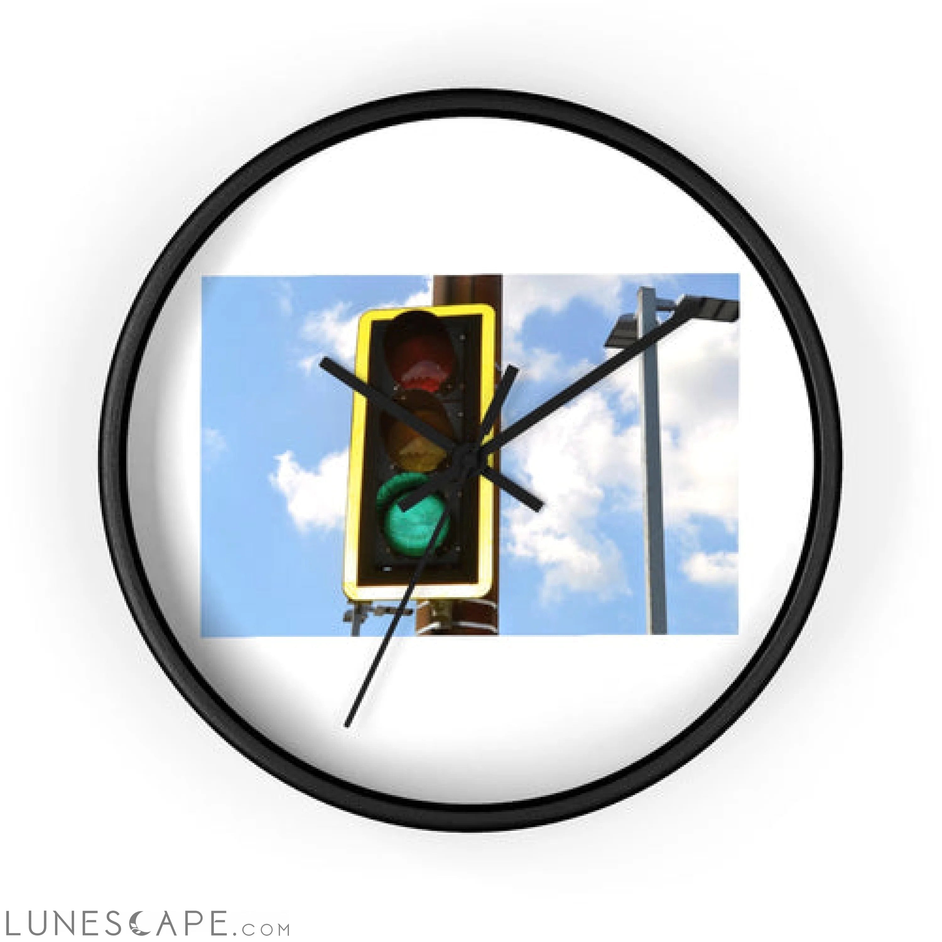 Green Light Wall clock LUNESCAPE