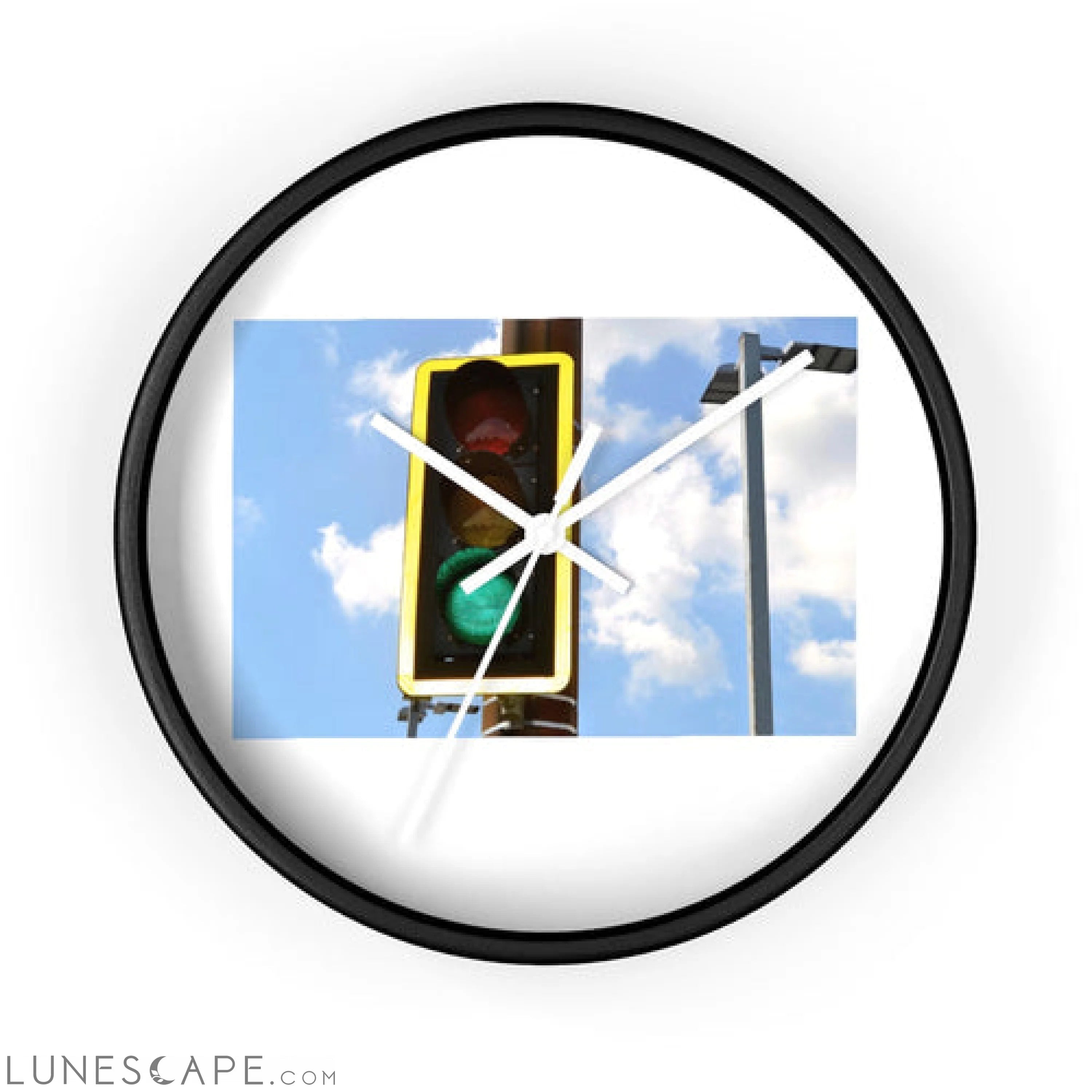 Green Light Wall clock LUNESCAPE