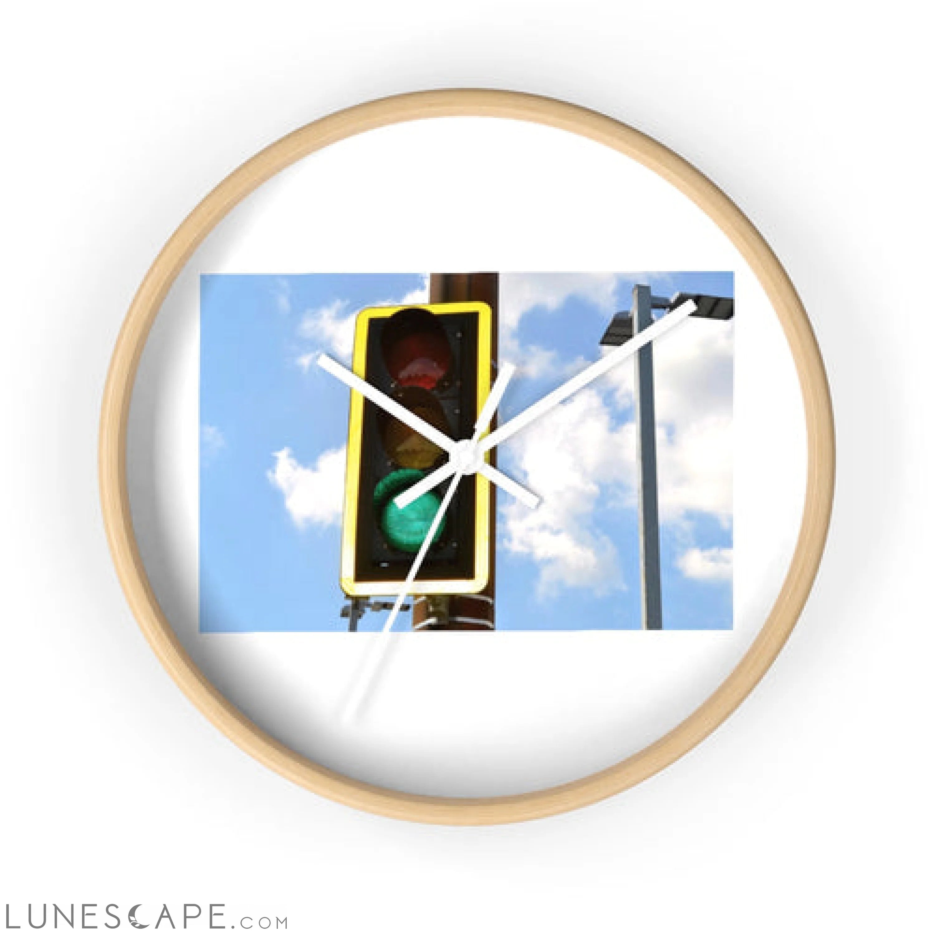 Green Light Wall clock LUNESCAPE