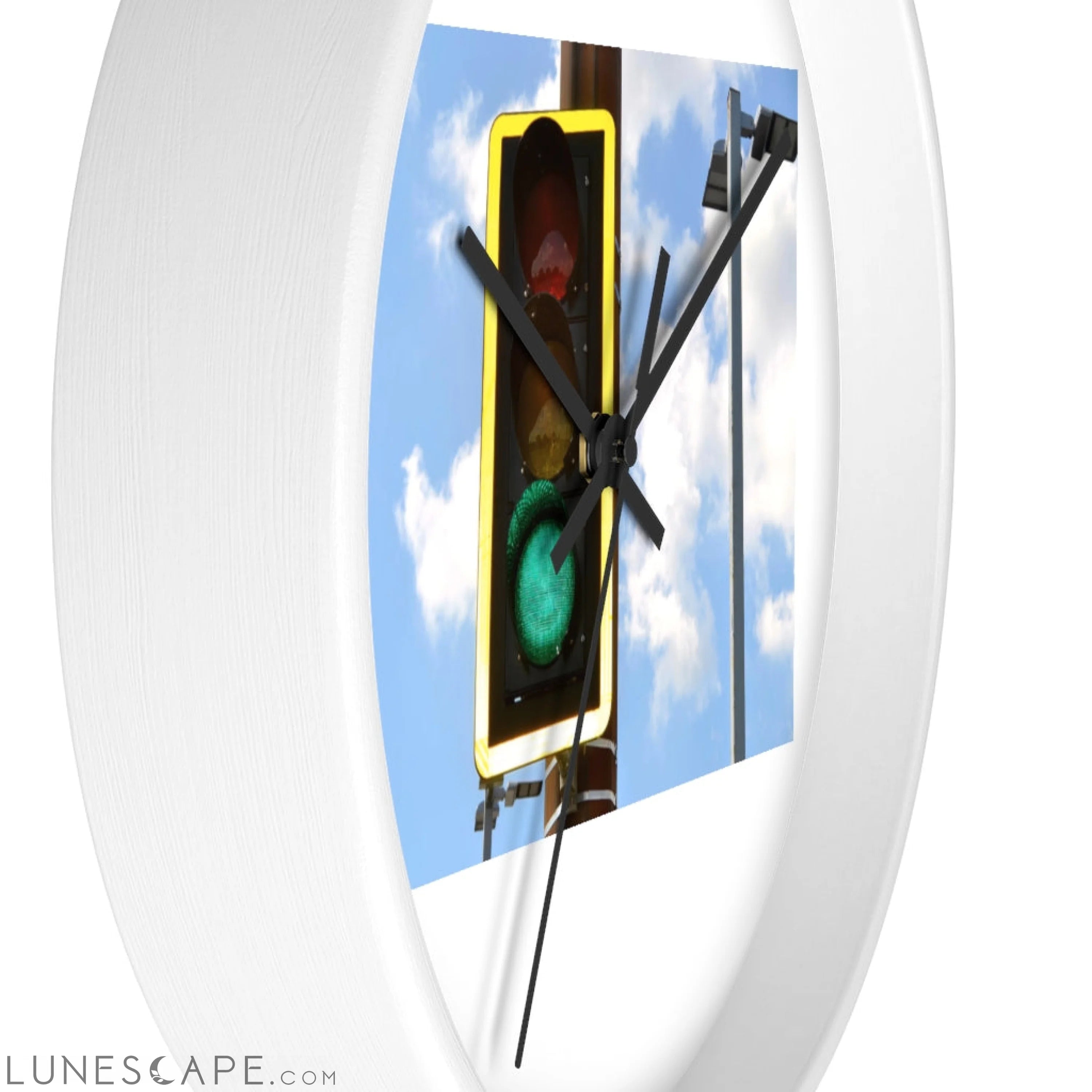 Green Light Wall clock LUNESCAPE