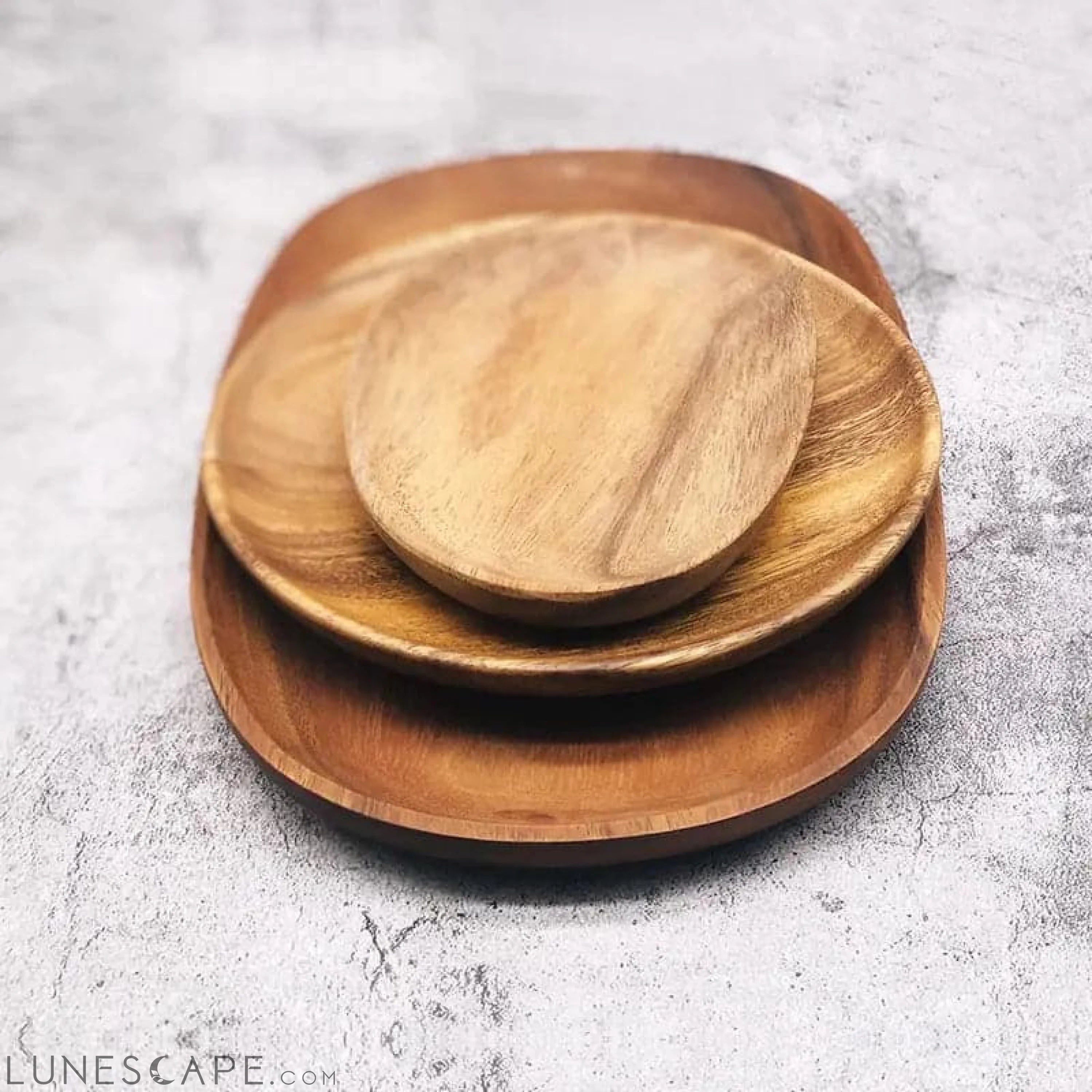 Handcrafted Artisan Wooden Plate LUNESCAPE