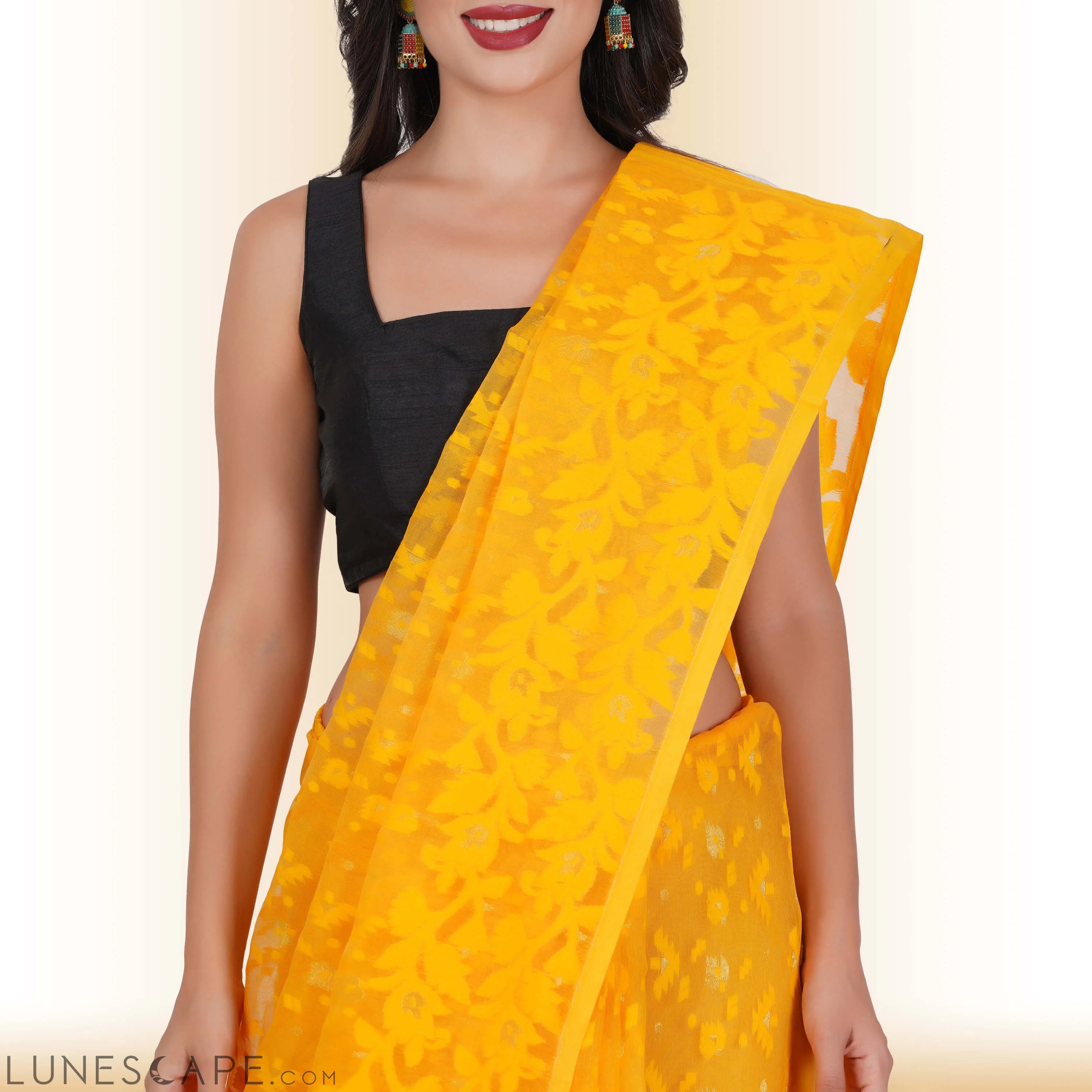 Handmade Jamdani Cotton Sarees LUNESCAPE