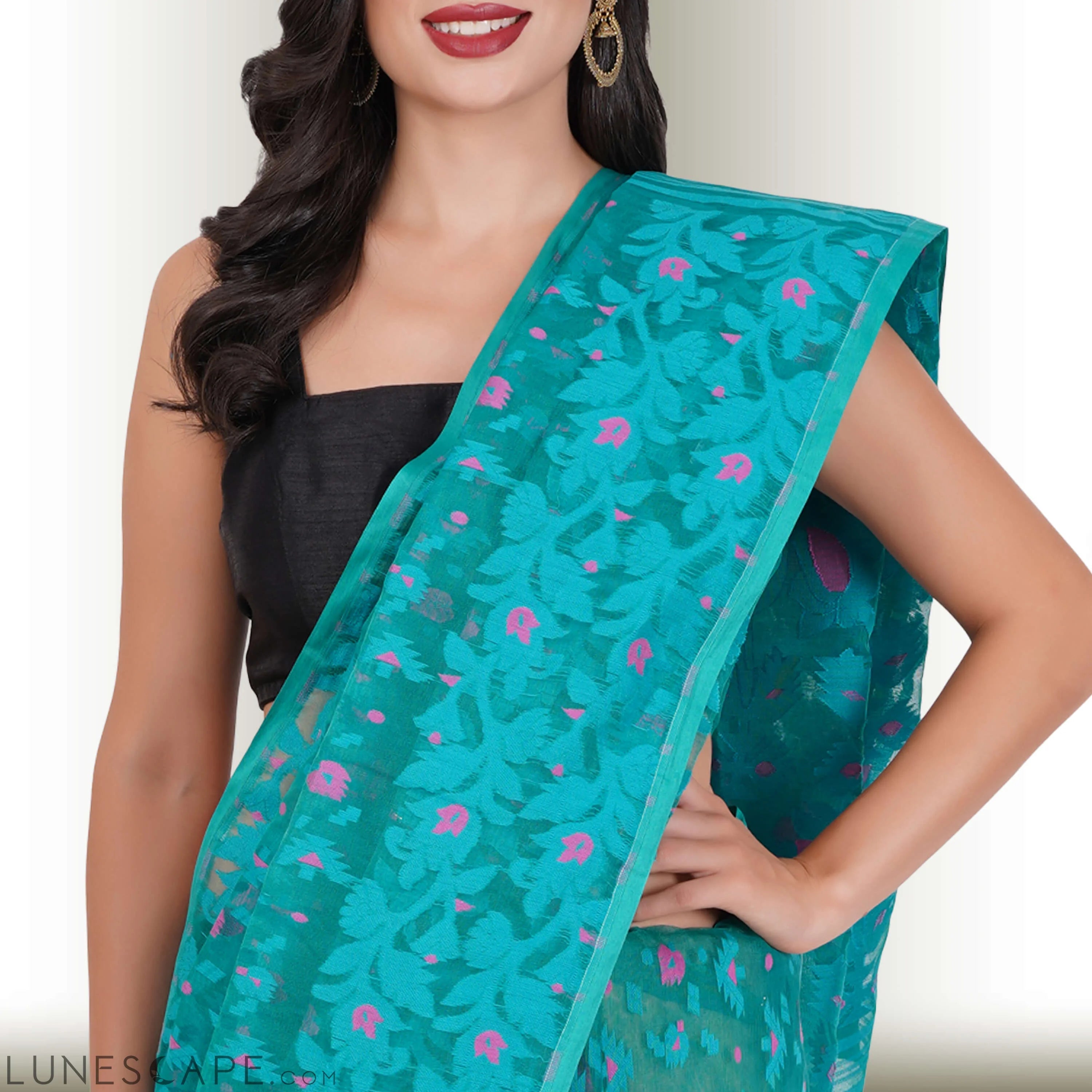 Handmade Jamdani Cotton Sarees LUNESCAPE