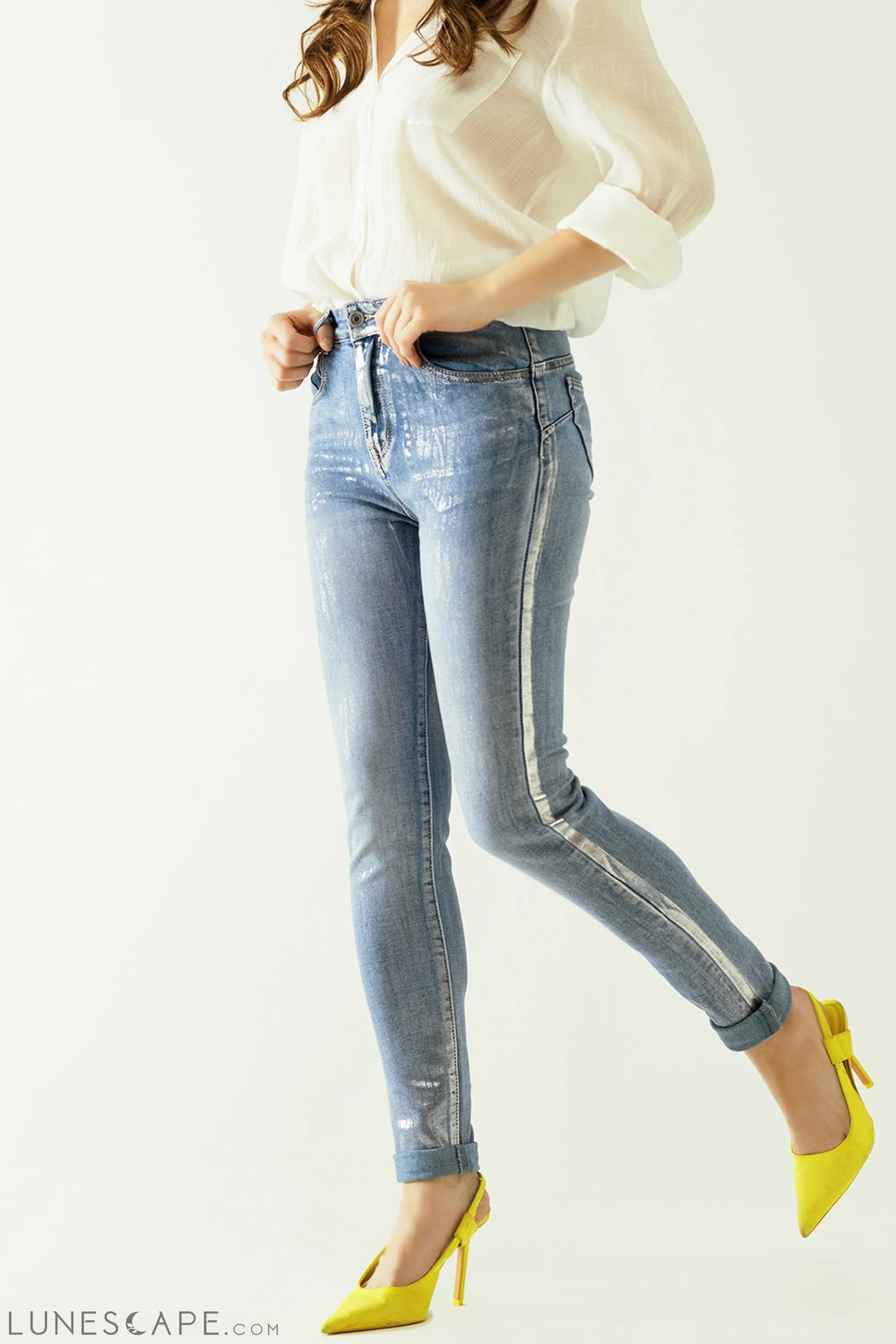High-Waisted Jeans With Five Pockets With Silver Powder-Coated Effect LUNESCAPE