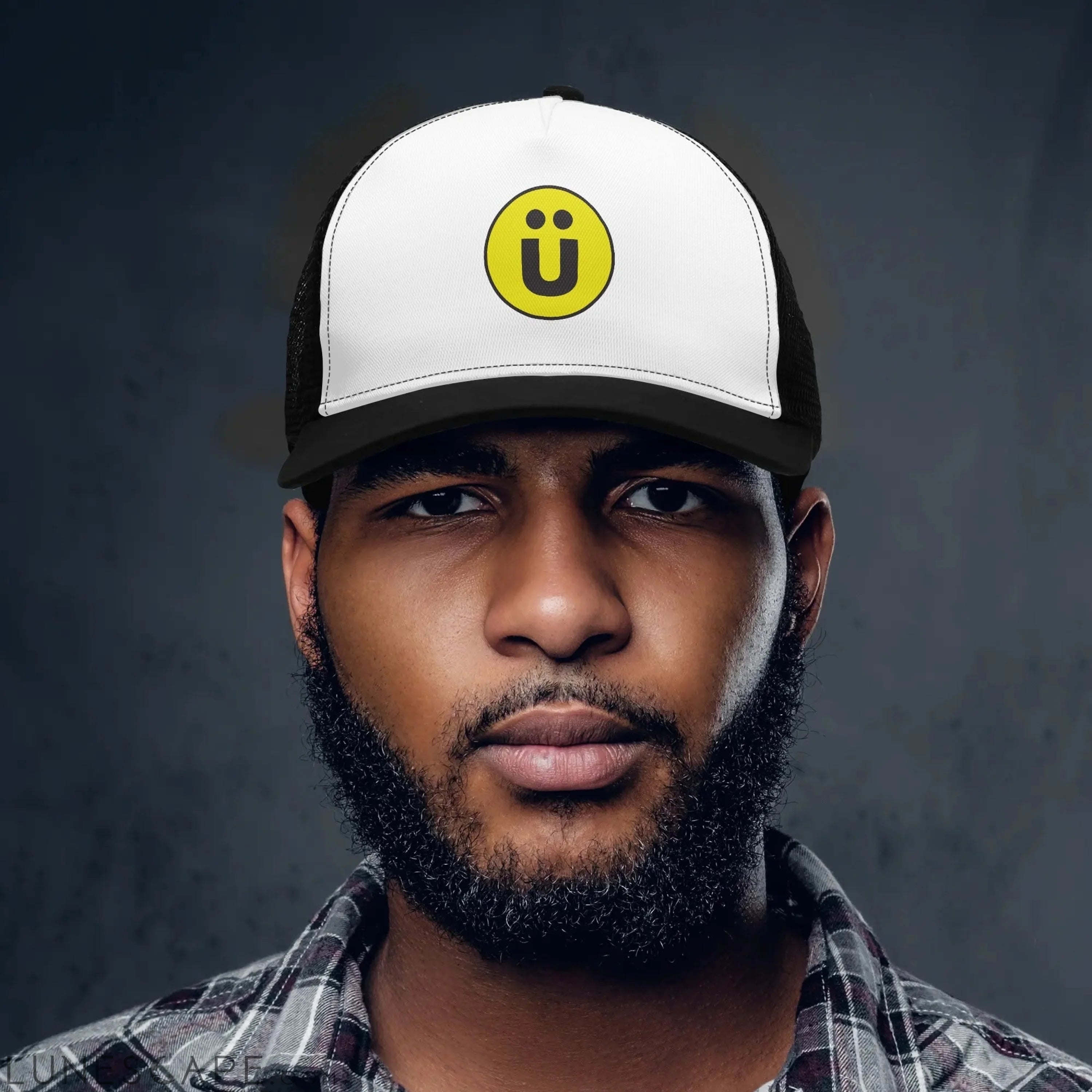 HuggaLove Mesh Trucker Hat LUNESCAPE