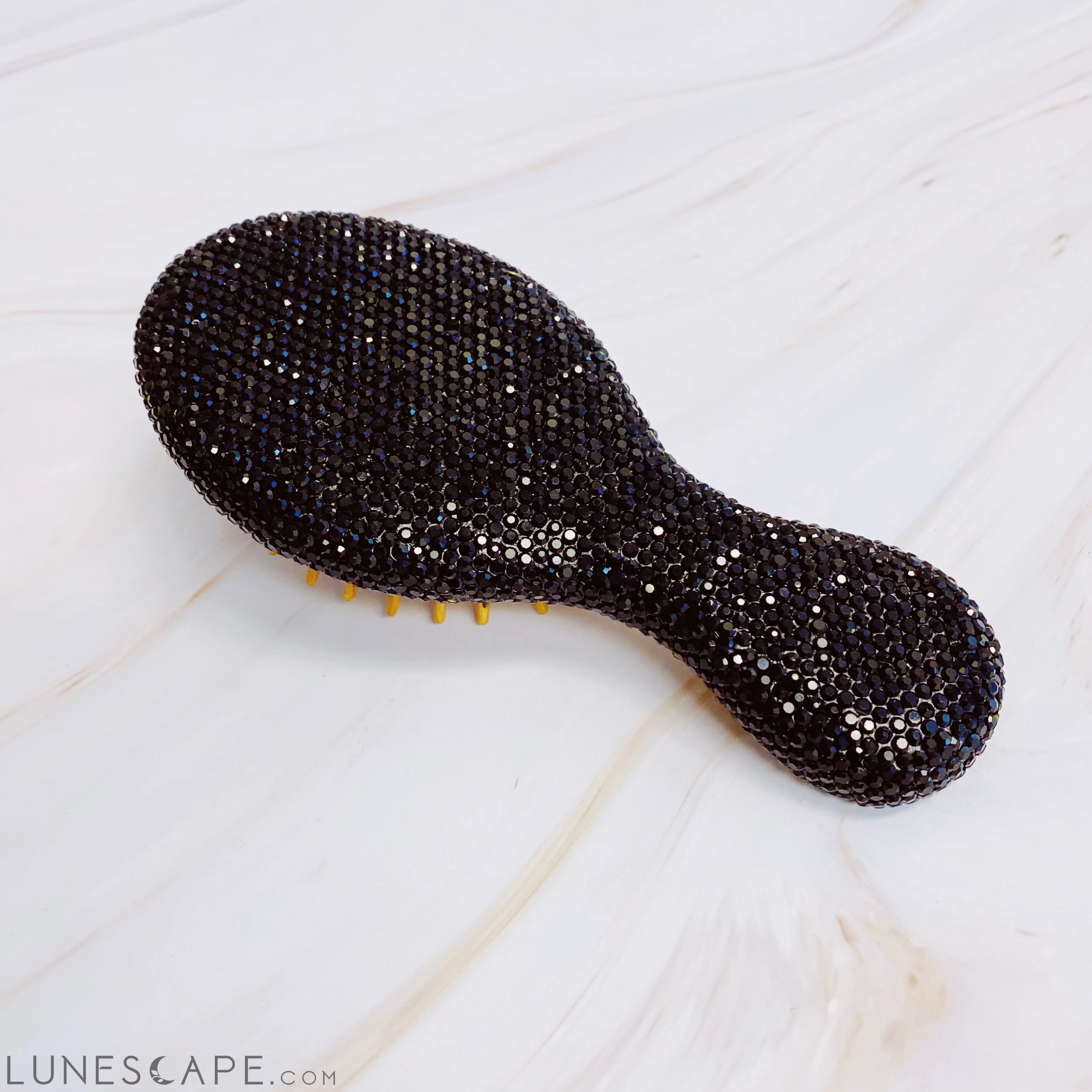 It Girl Life Glam Hair Brush LUNESCAPE