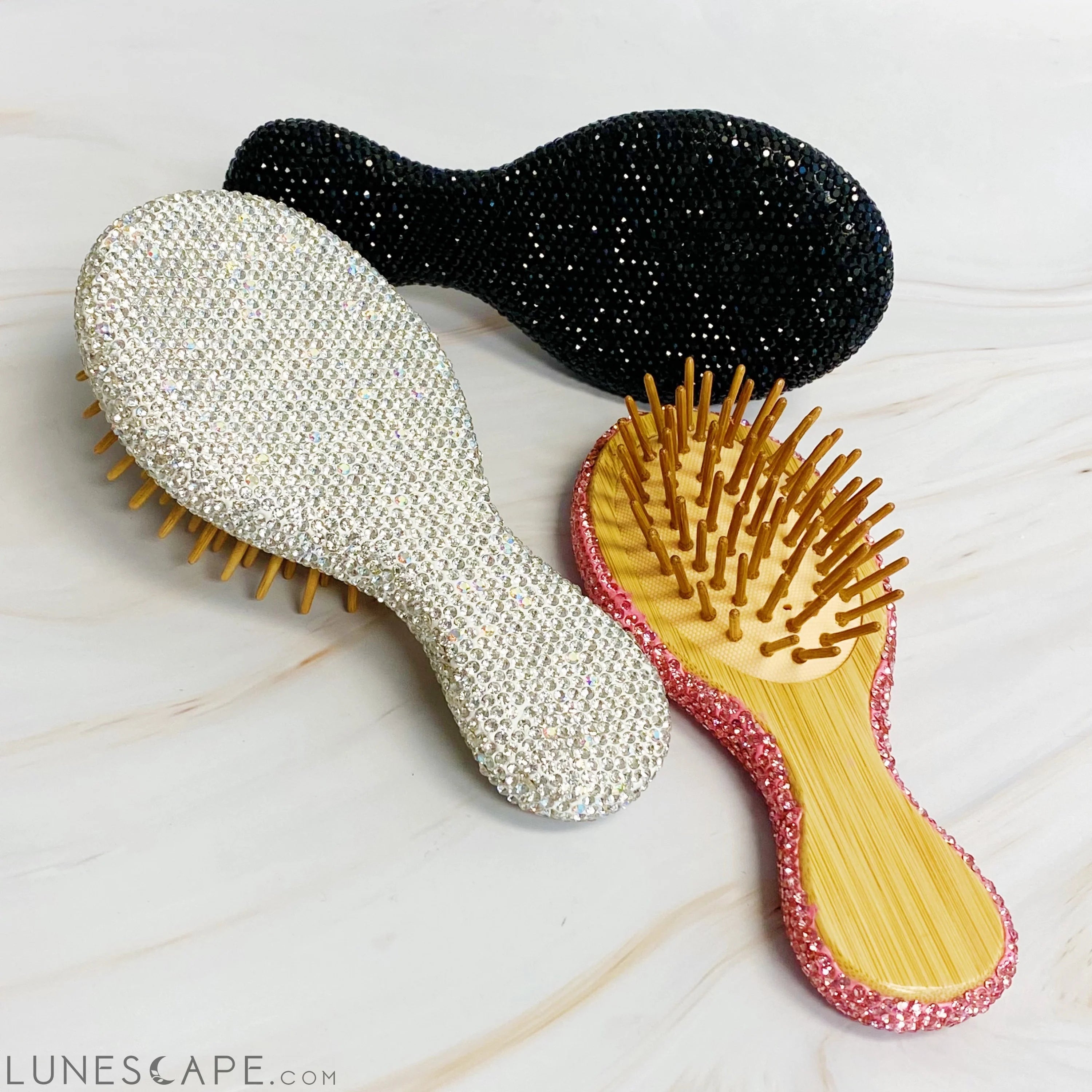 It Girl Life Glam Hair Brush LUNESCAPE