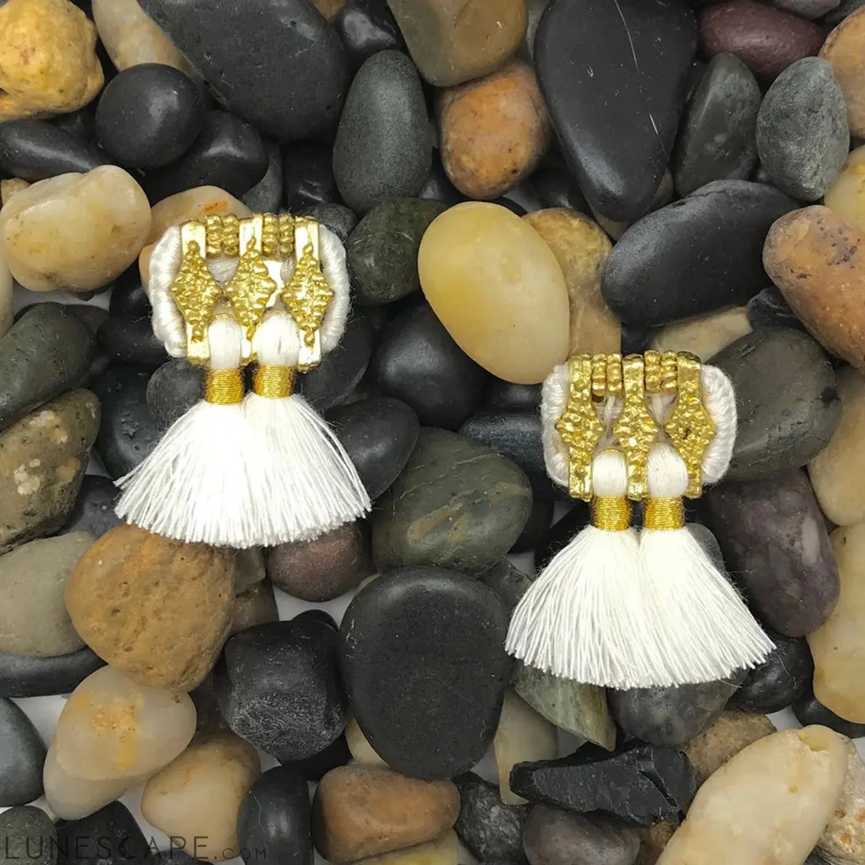 Jhumka Earrings LUNESCAPE