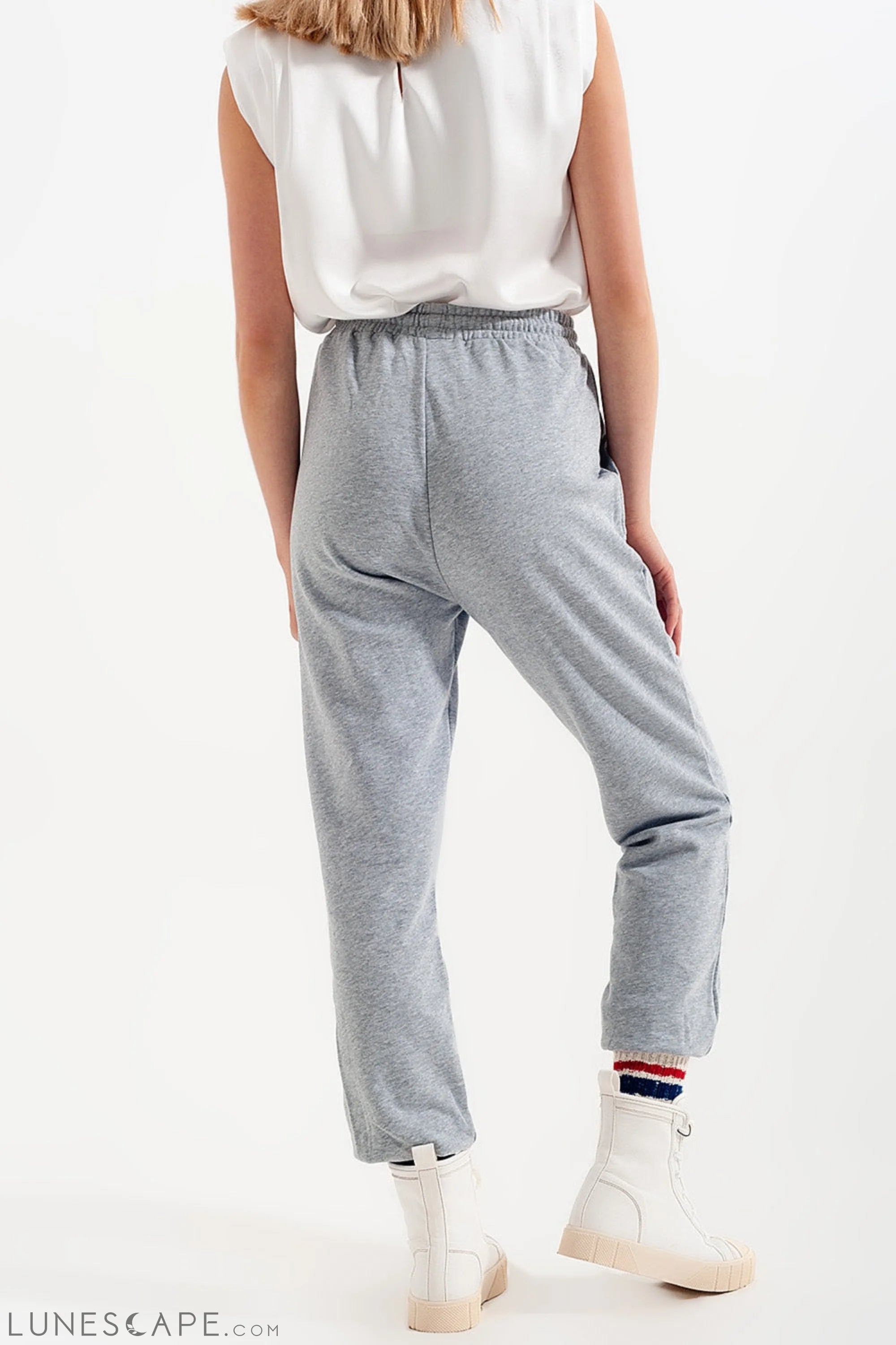 Joggers With Elastic Waist Band in Gray LUNESCAPE