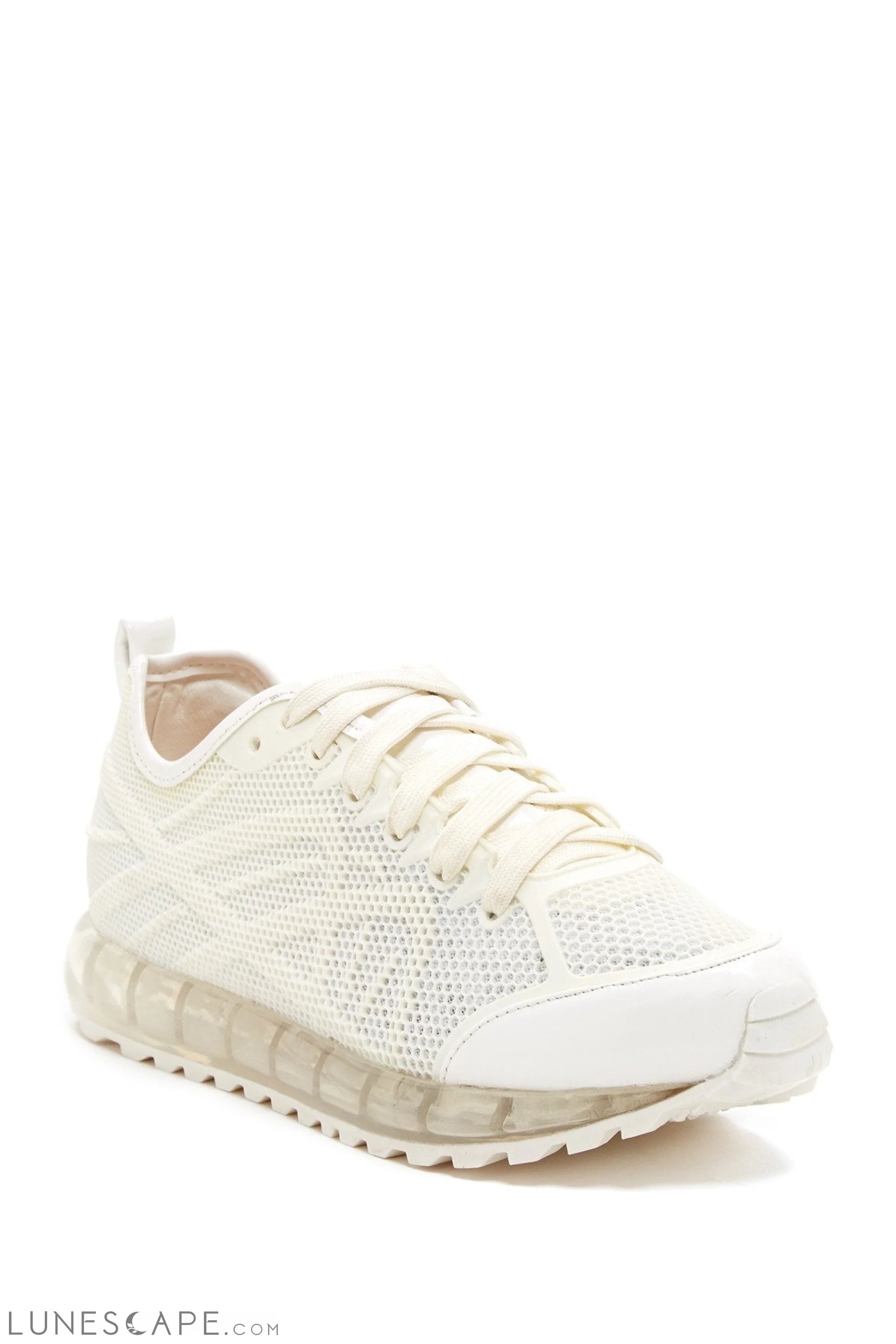 KADIJAH Womens Black Low-Top Sneaker LUNESCAPE