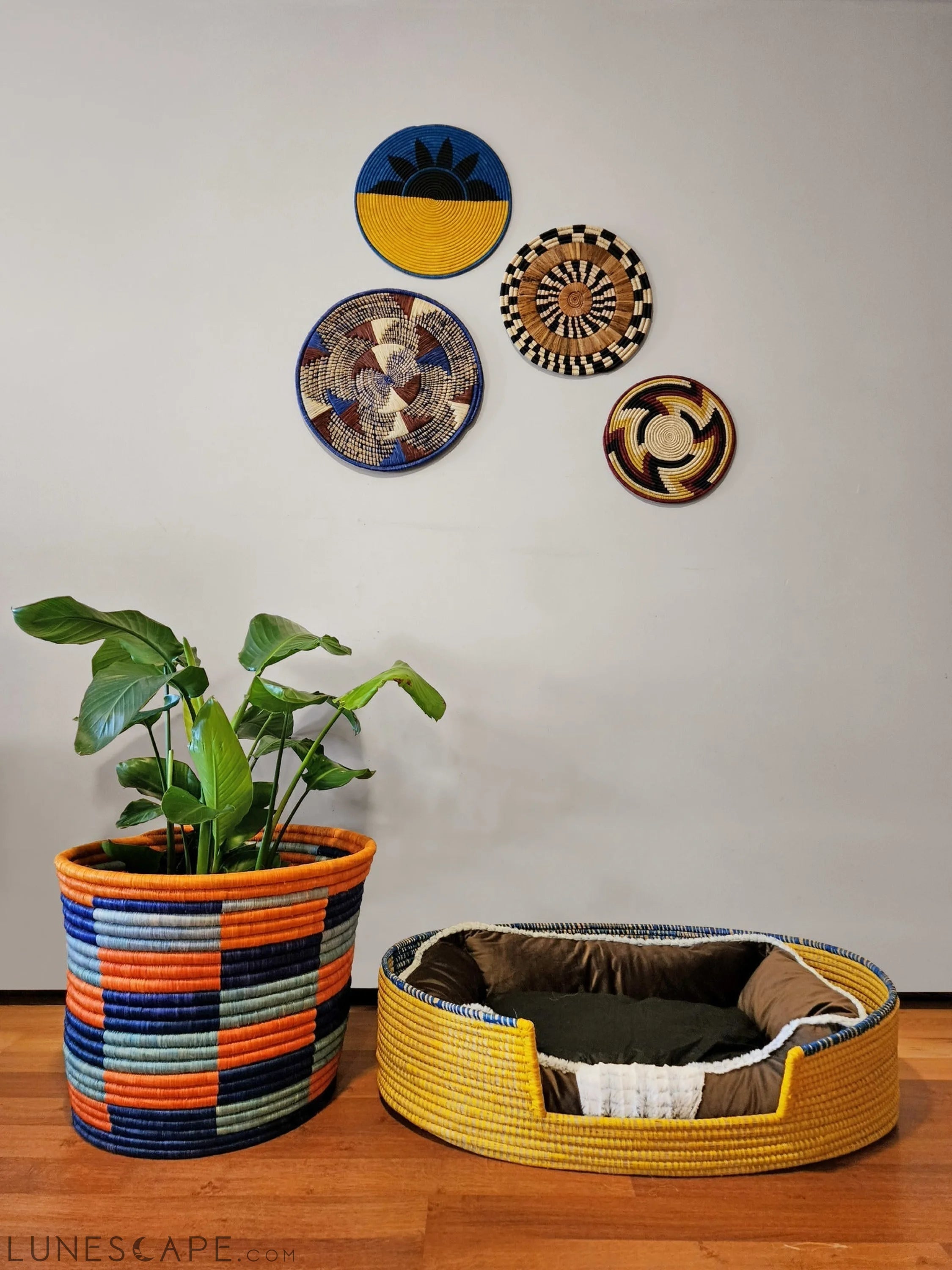 Kahawa Eco-Friendly Dog Bed LUNESCAPE