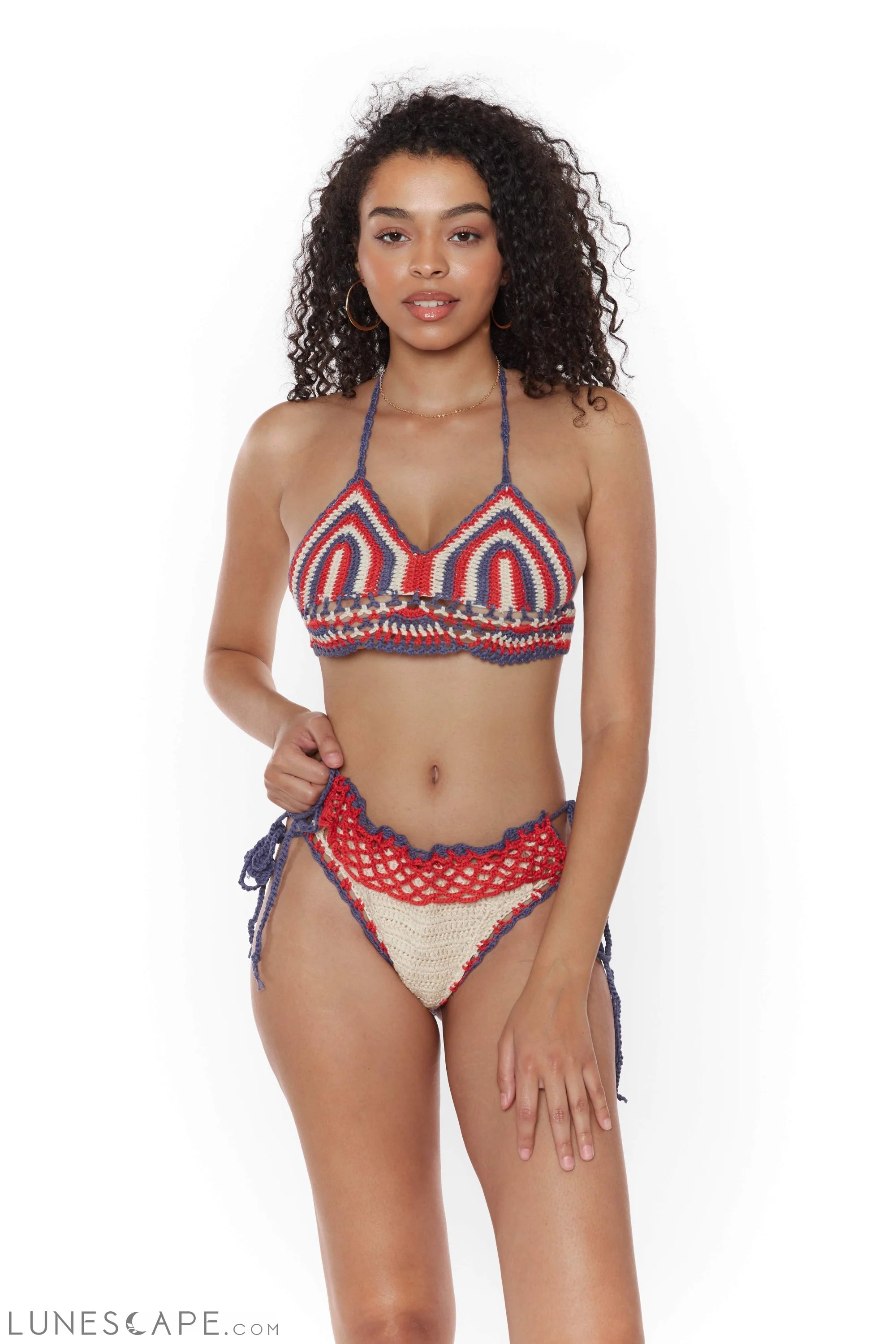 Katy Bikini Bottom LUNESCAPE