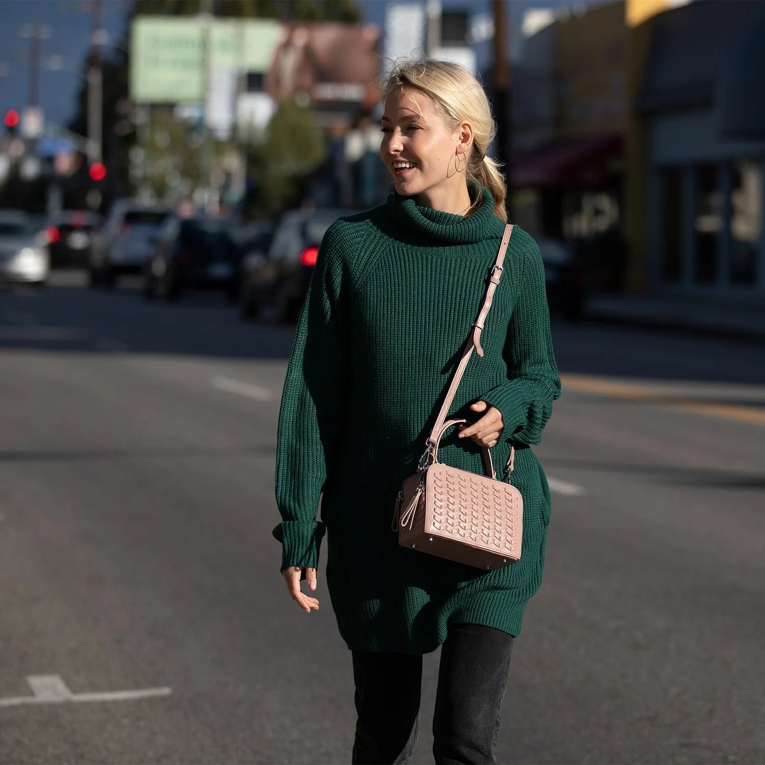 Kayla Pink Woven Leather Bag LUNESCAPE