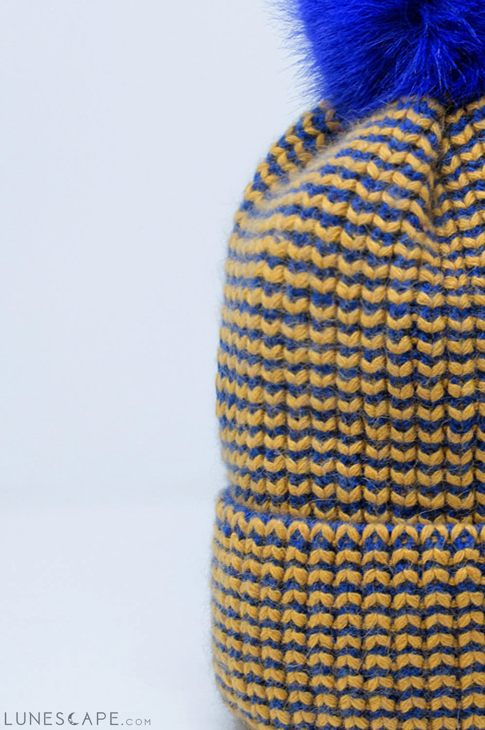 Knitted Beanie With Pom Pom in Blue and Yellow LUNESCAPE