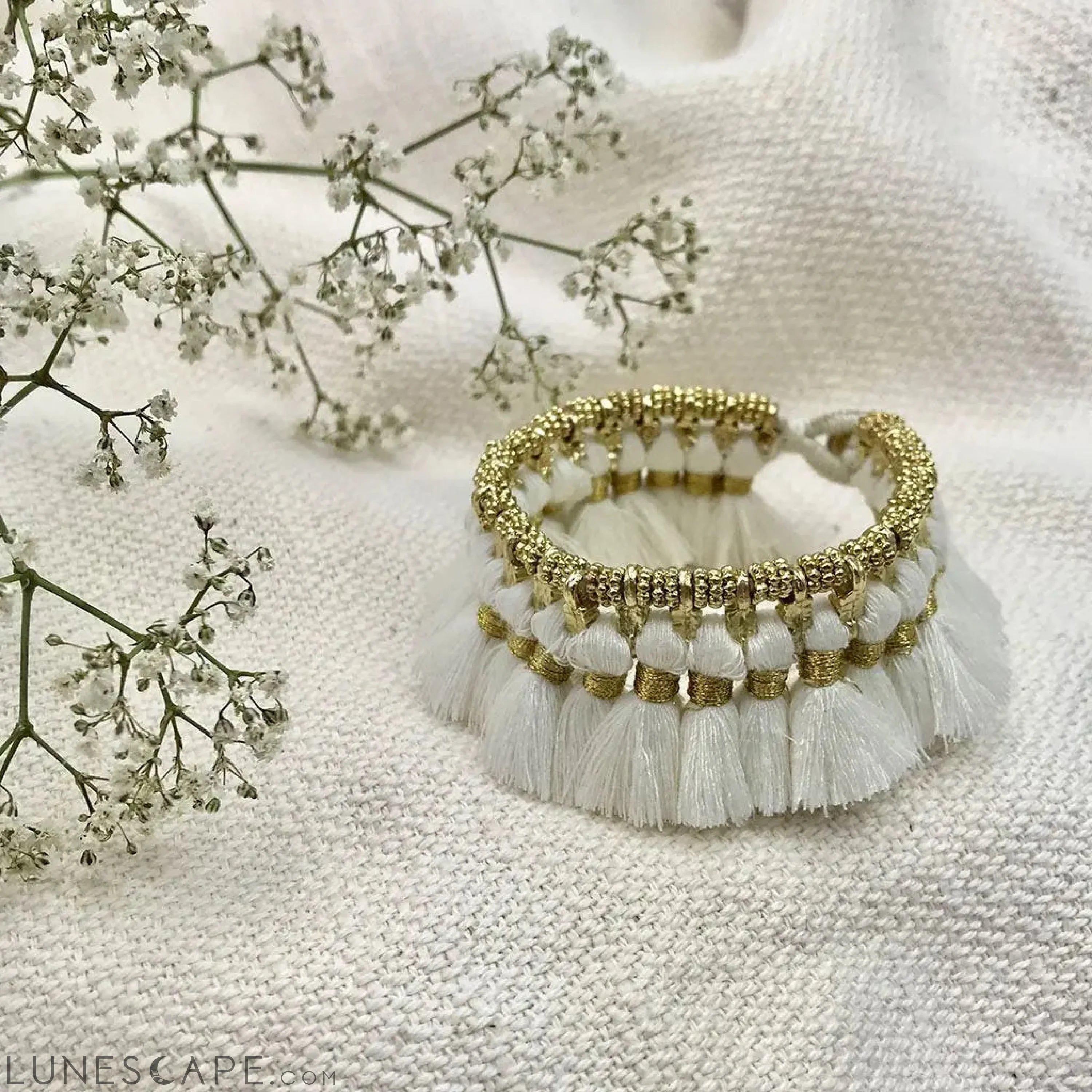 Kyra Tassel Bracelet LUNESCAPE